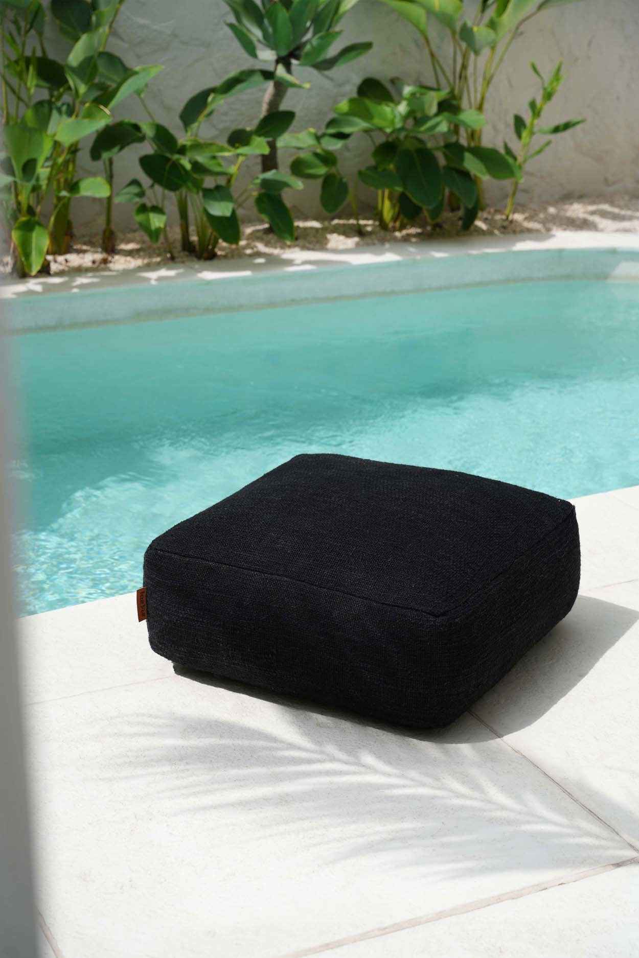 The Comfy Pouffe - Black - Bambuá