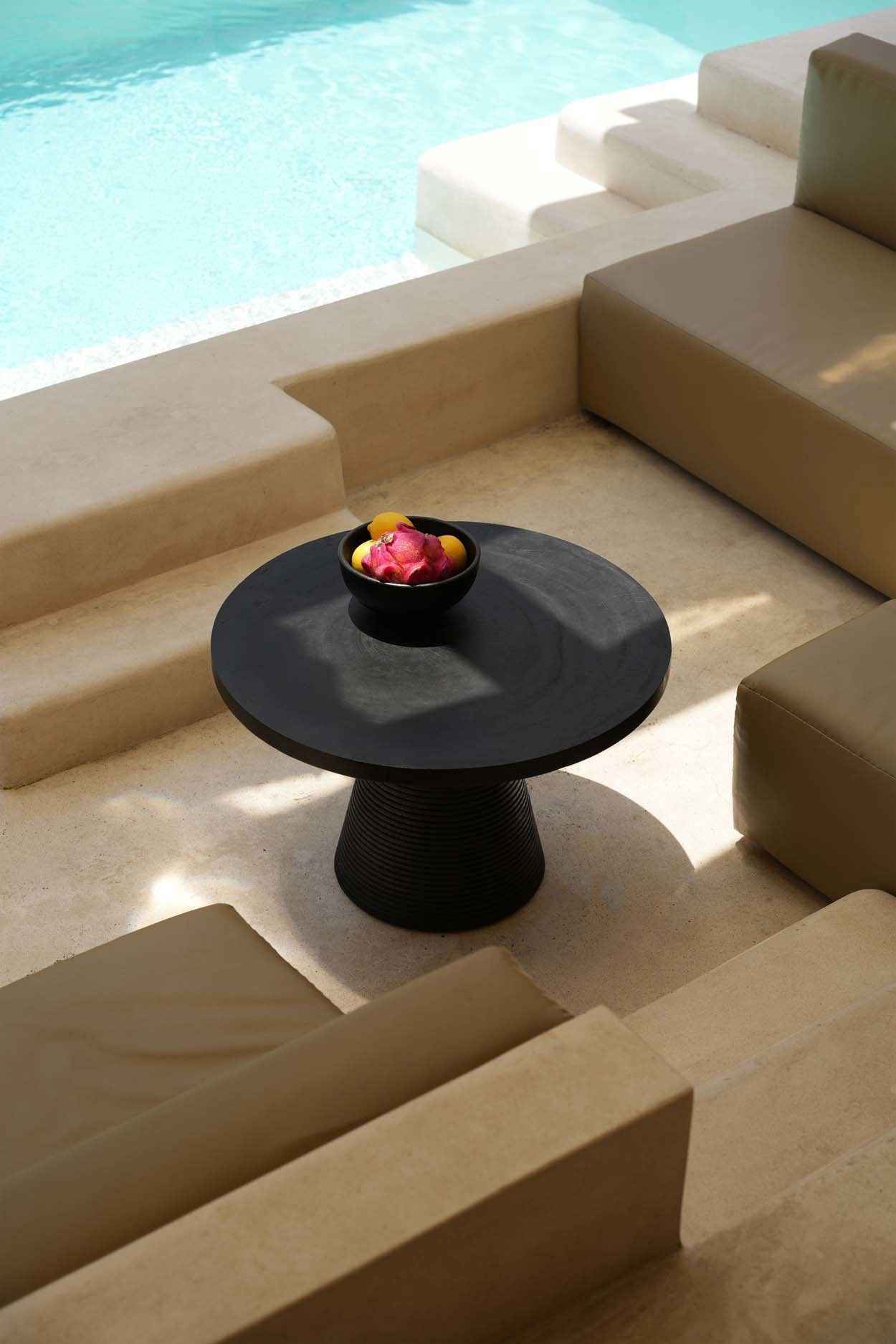 The Hi Matata Coffee Table - Black - Bambuá
