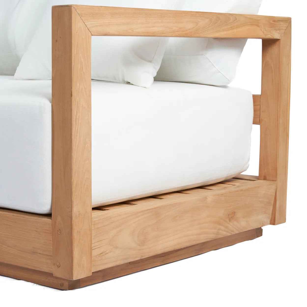 The Umalas Three Seater Sofa - Outdoor - Bambuá