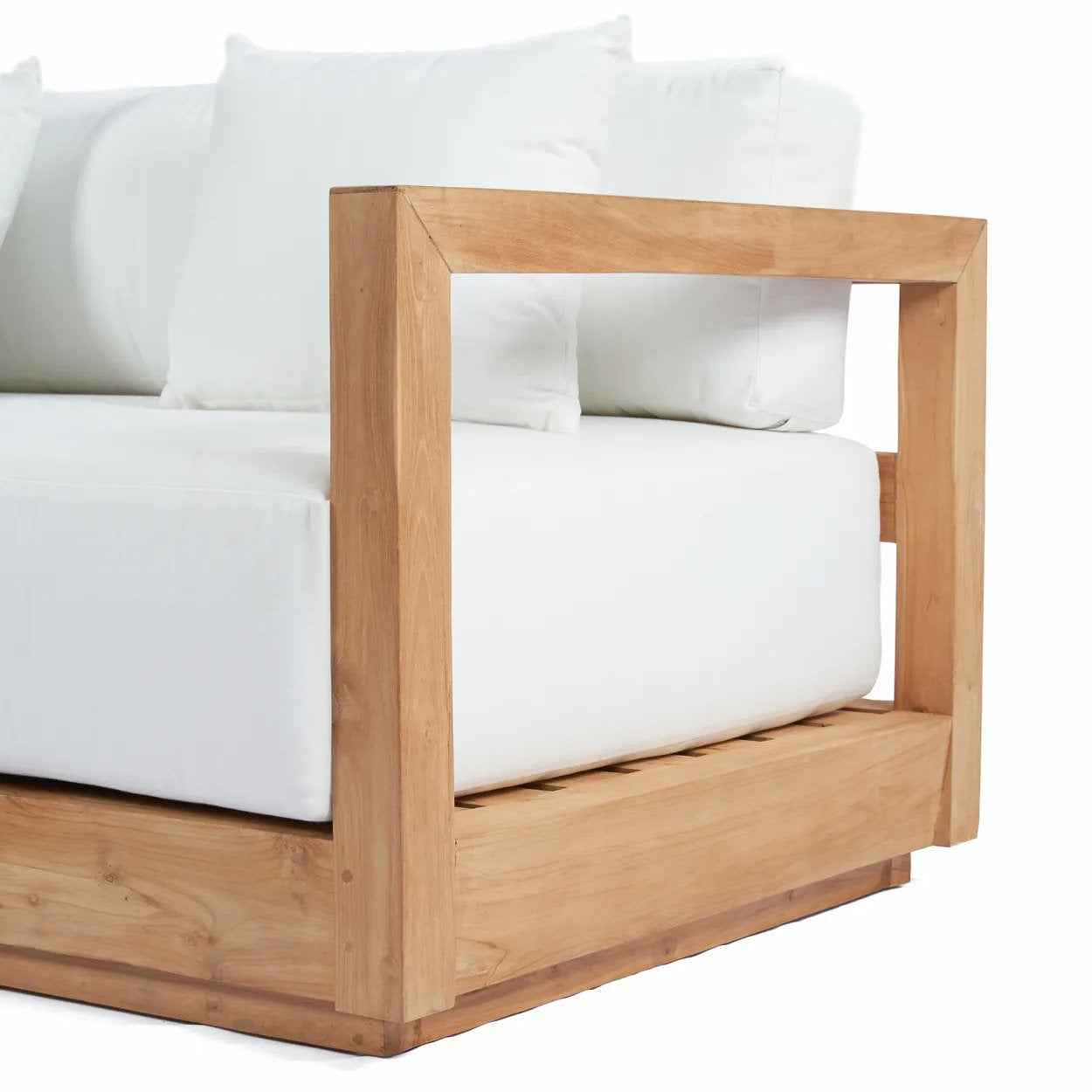 The Umalas Two Seater Sofa - Outdoor - Bambuá