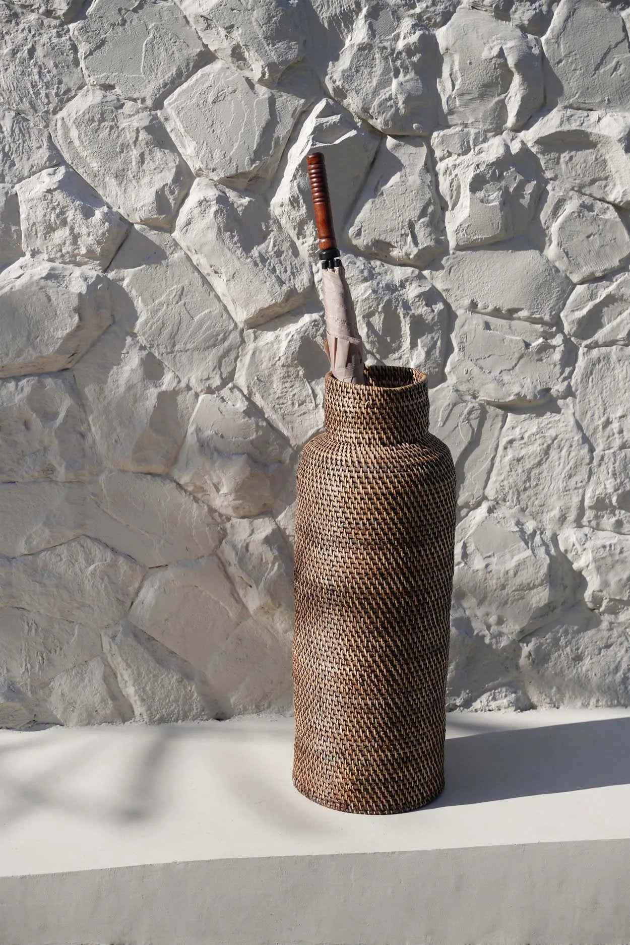 The Colonial Umbrella Basket - Natural Brown - Bambuá
