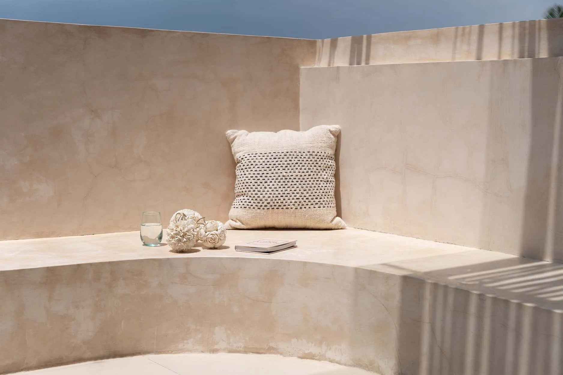 The Misty Cushion Cover - Natural Black - Bambuá
