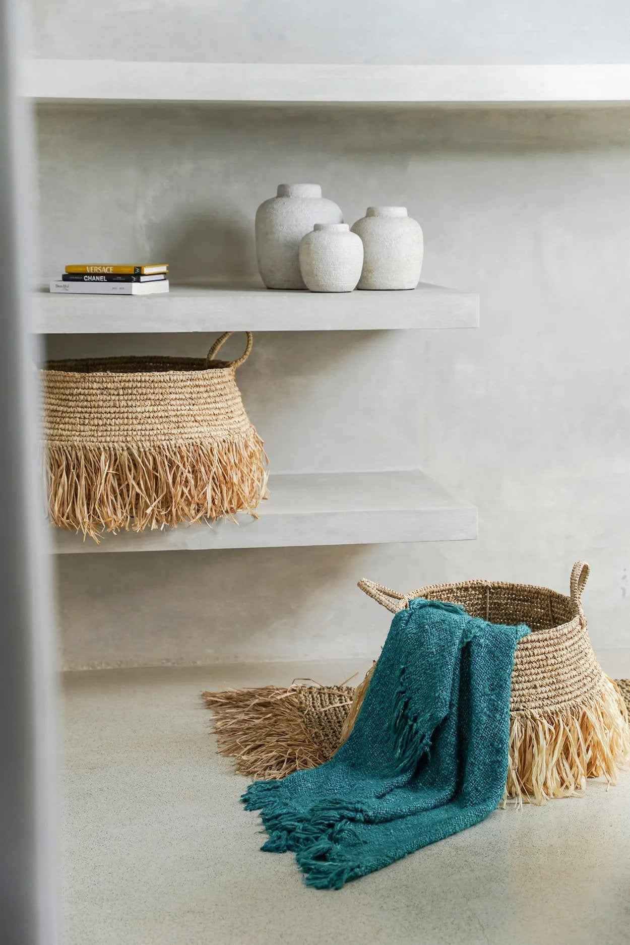 The Peaky Vase - Concrete - L - Bambuá