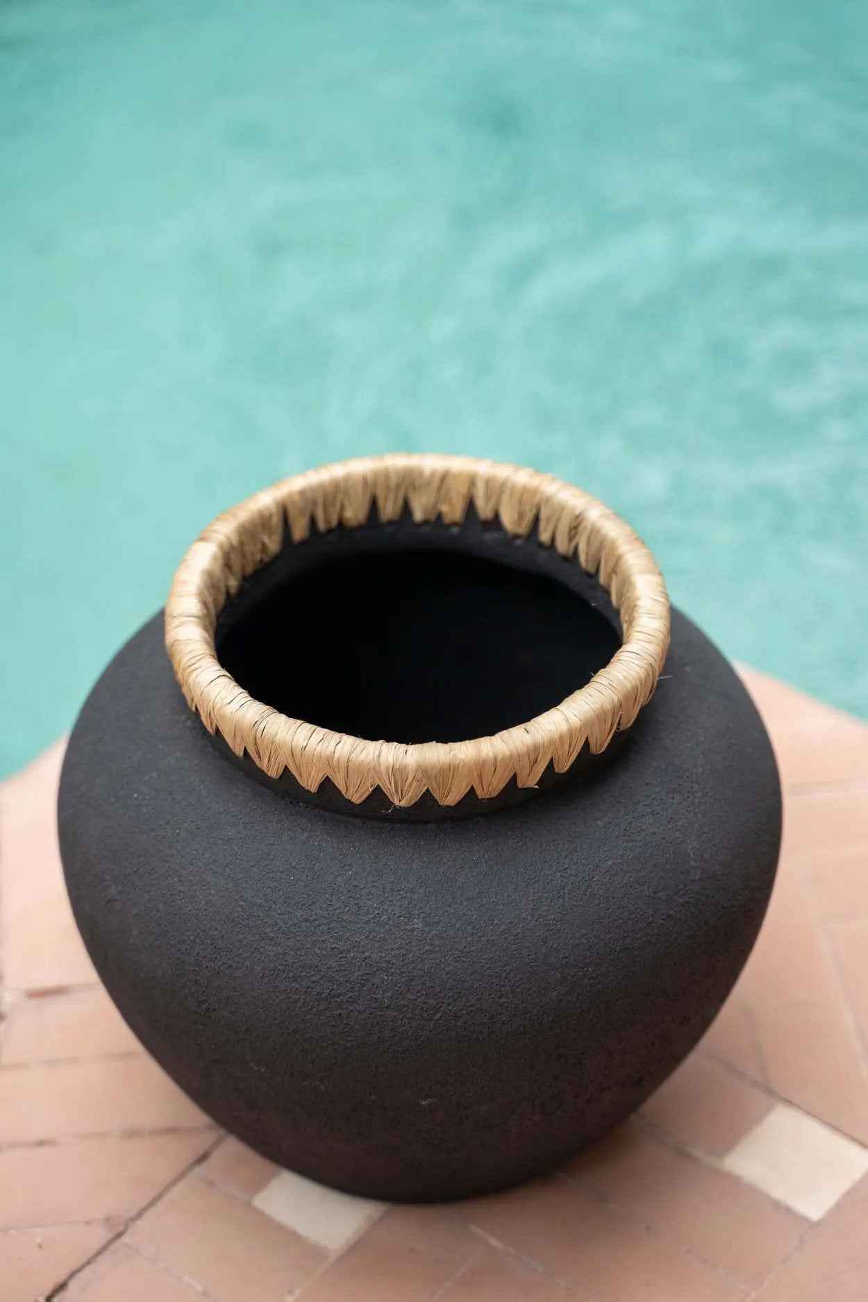 The Styly Vase - Black Natural - M - Bambuá