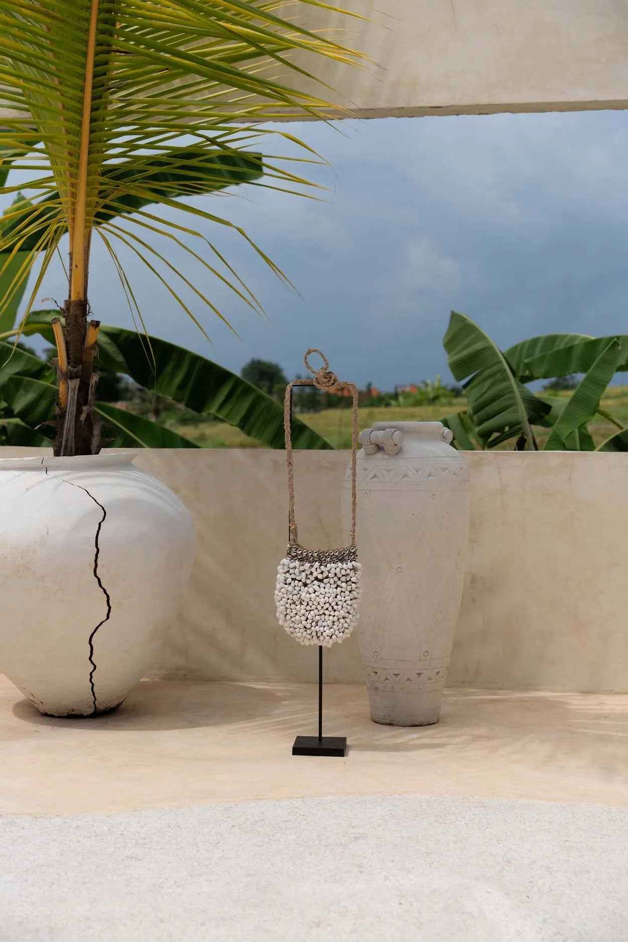 The Shell Purse on Stand