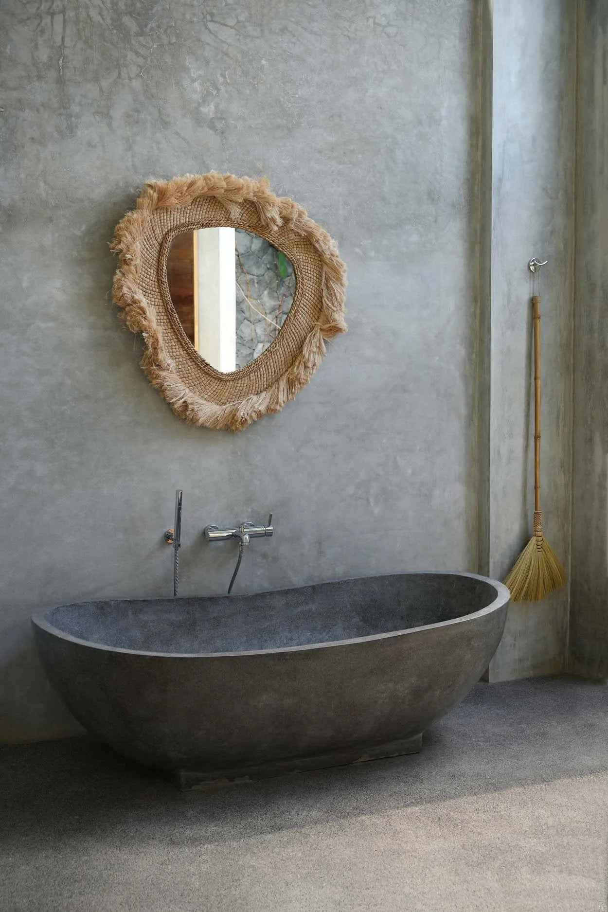 The La Contessa Mirror - Natural - L - Bambuá