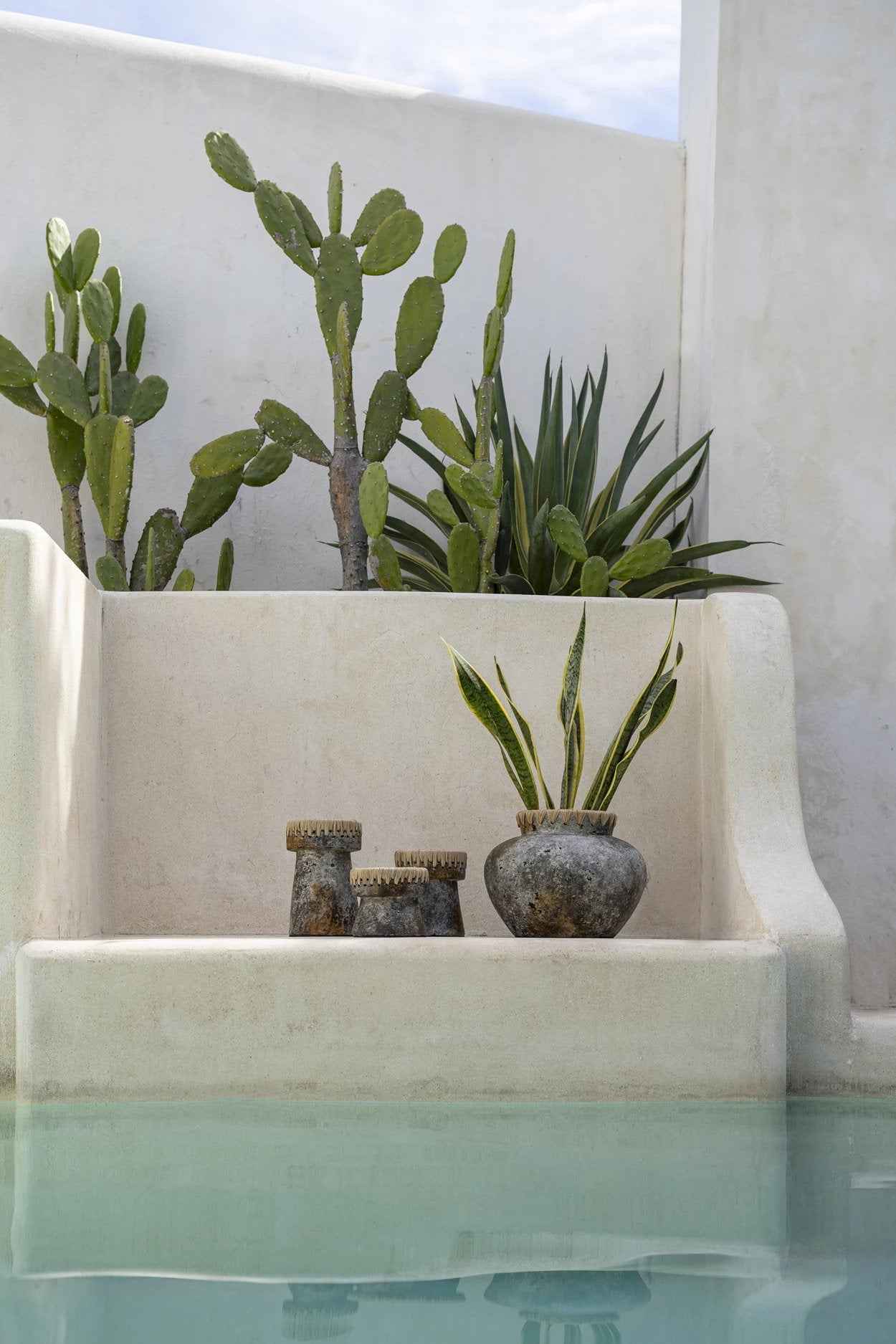 The Pretty Candle Holder - Antique Grey - L - Bambuá
