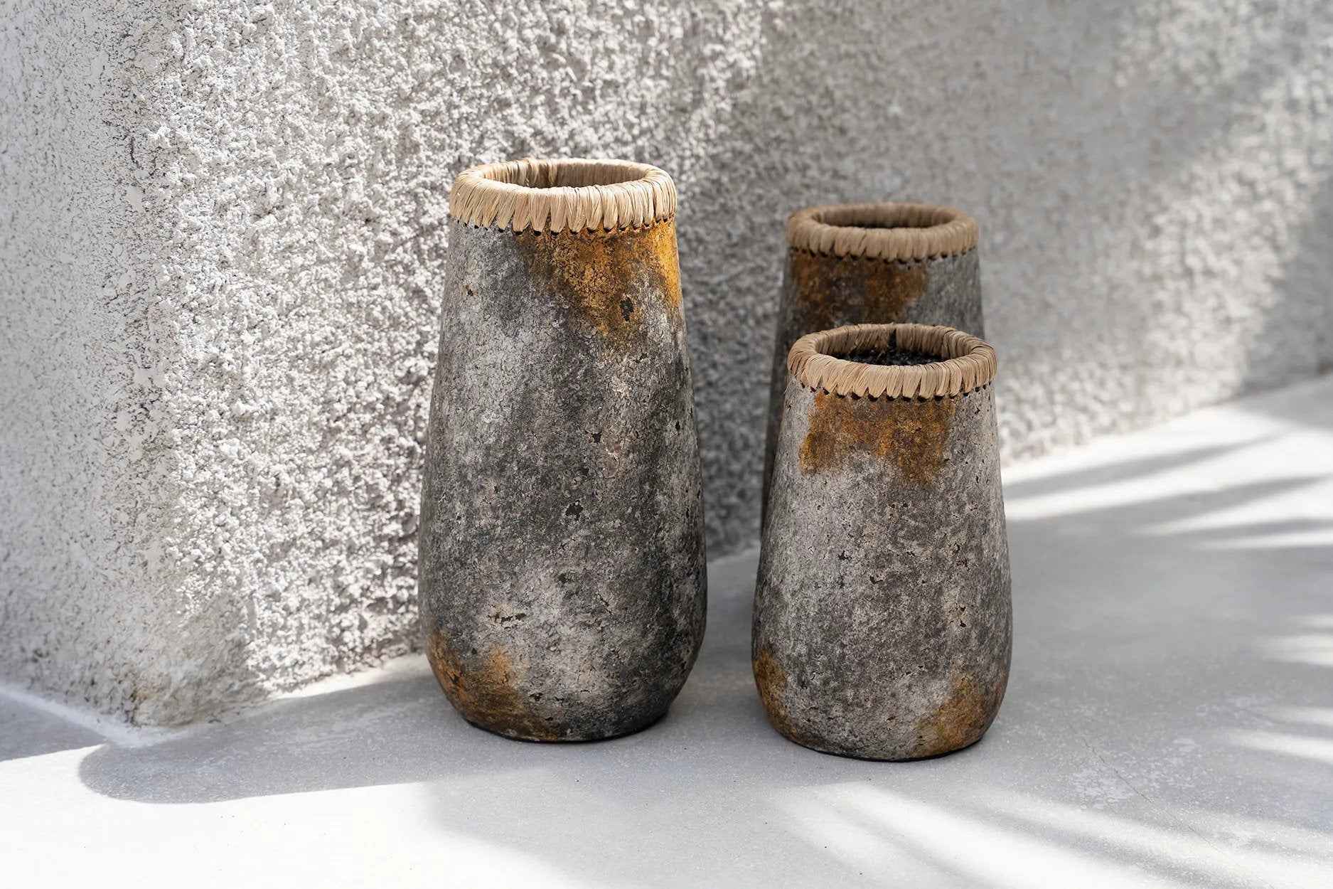 The Sneaky Vase - Antique Grey - M - Bambuá
