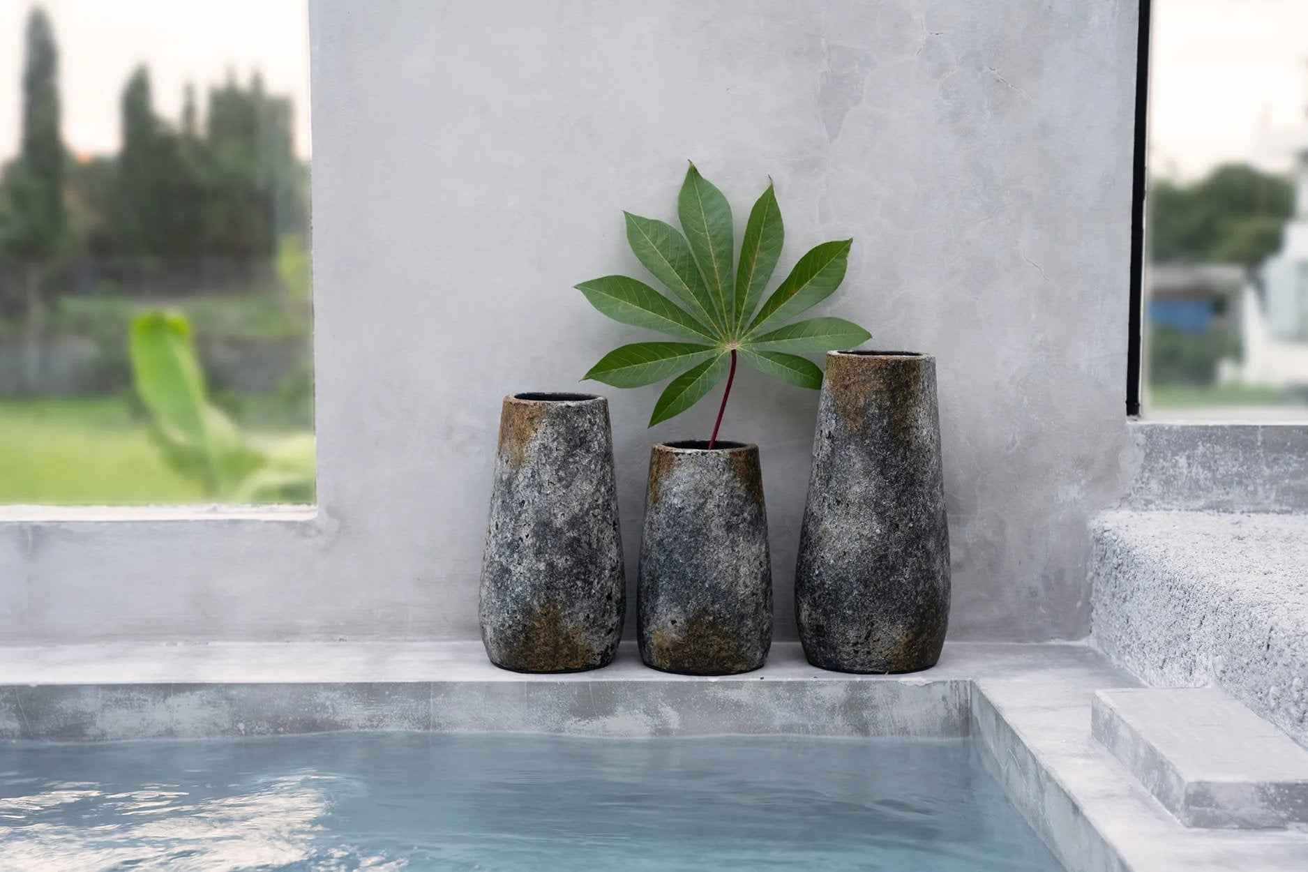 The Spooky Vase - Antique Grey - L - Bambuá