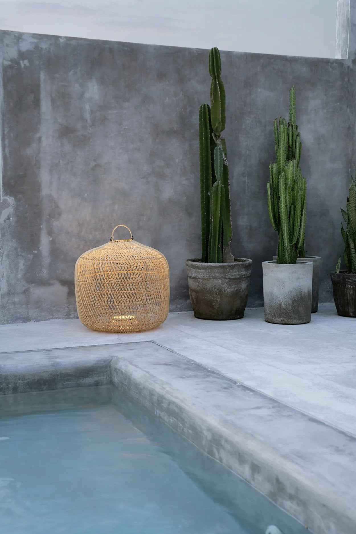 The Batu Bolong Pendant - Natural - L - Bambuá