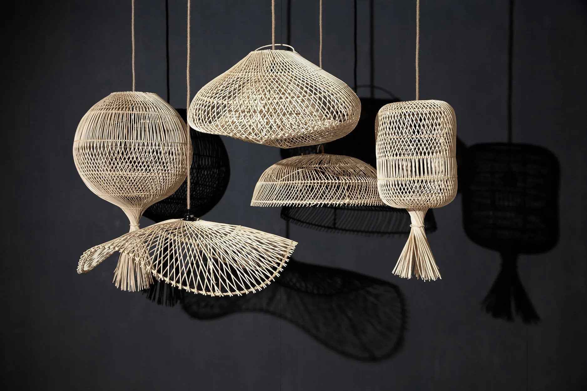 The Dumpling Floor Lamp - Pendant - Natural - M - Bambuá