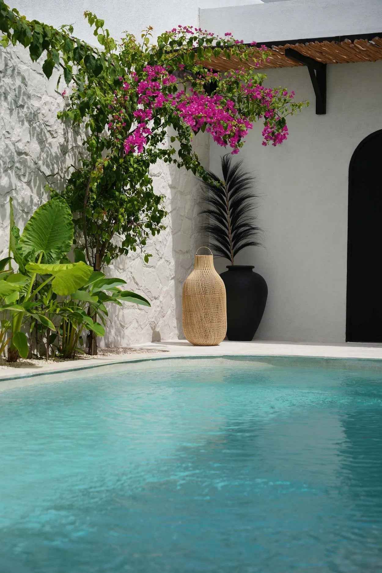 The Kendi Pendant - Natural - L