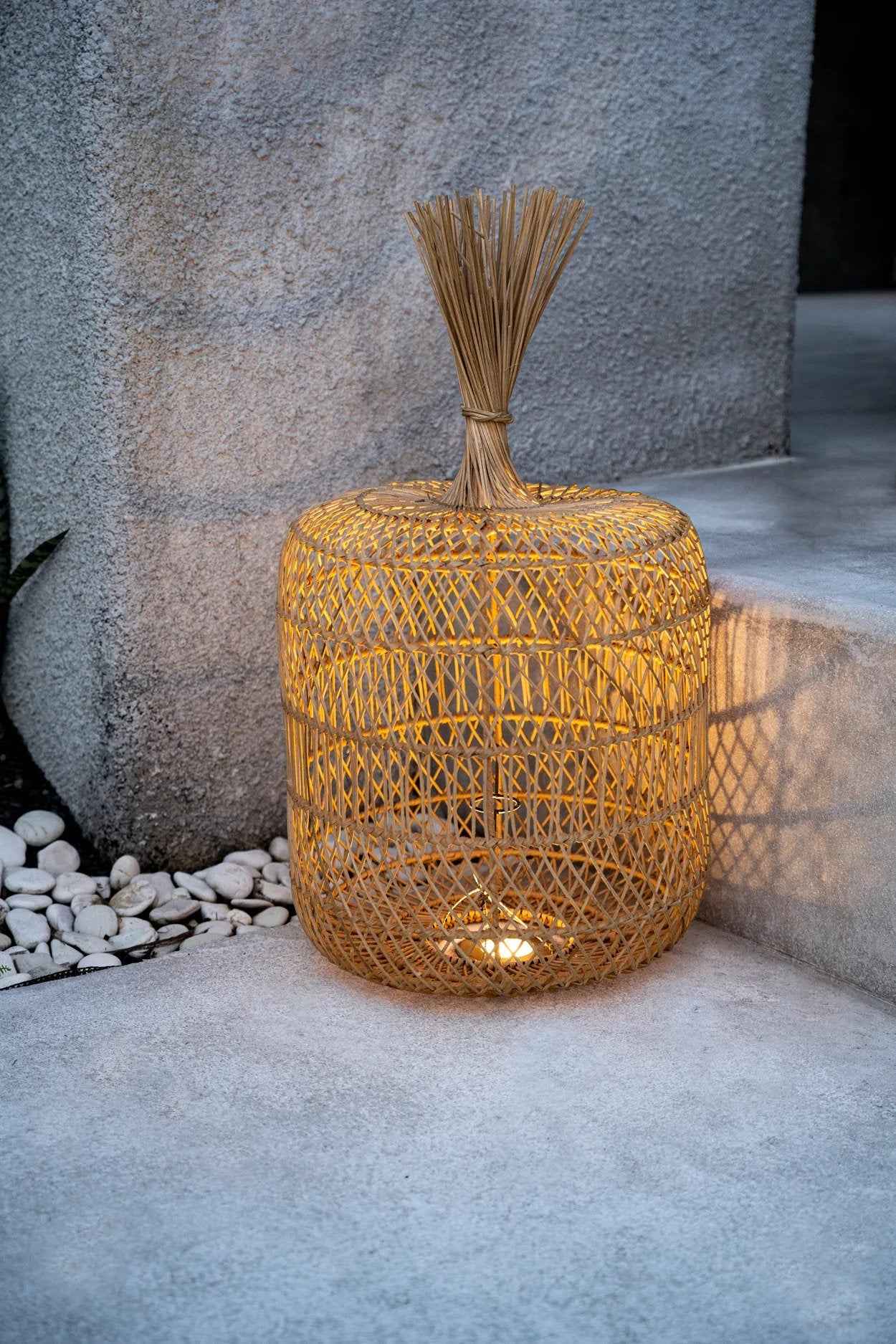 The Dumpling Floor Lamp - Pendant - Natural - L - Bambuá