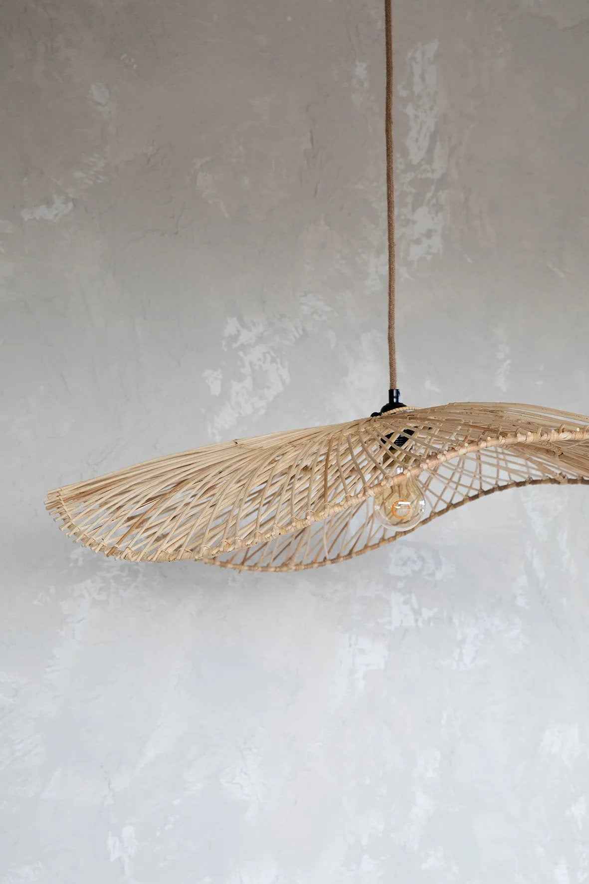 The Chapeau Pendant - Natural - L - Bambuá