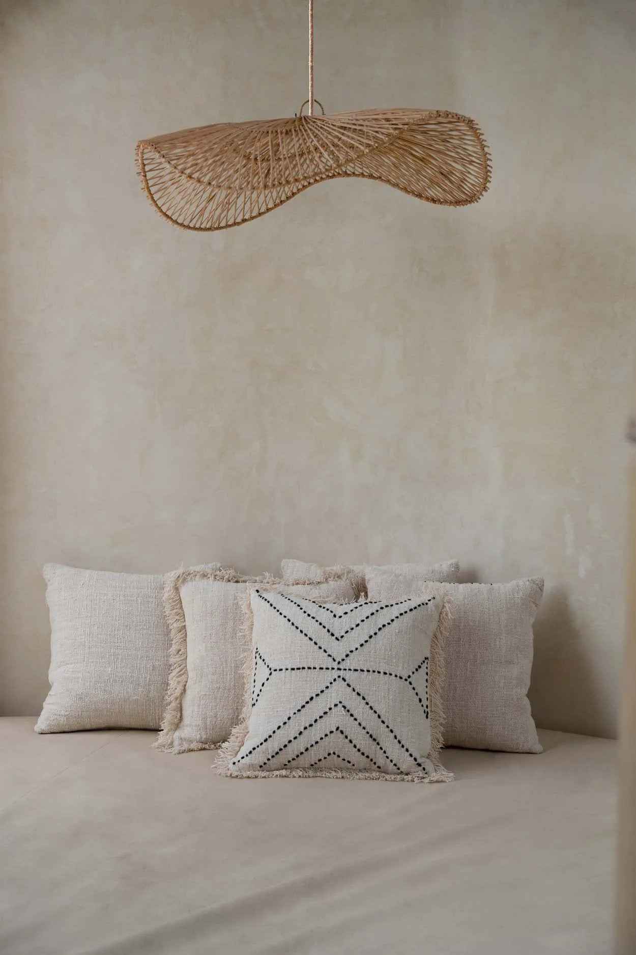 The Chapeau Pendant - Natural - L - Bambuá