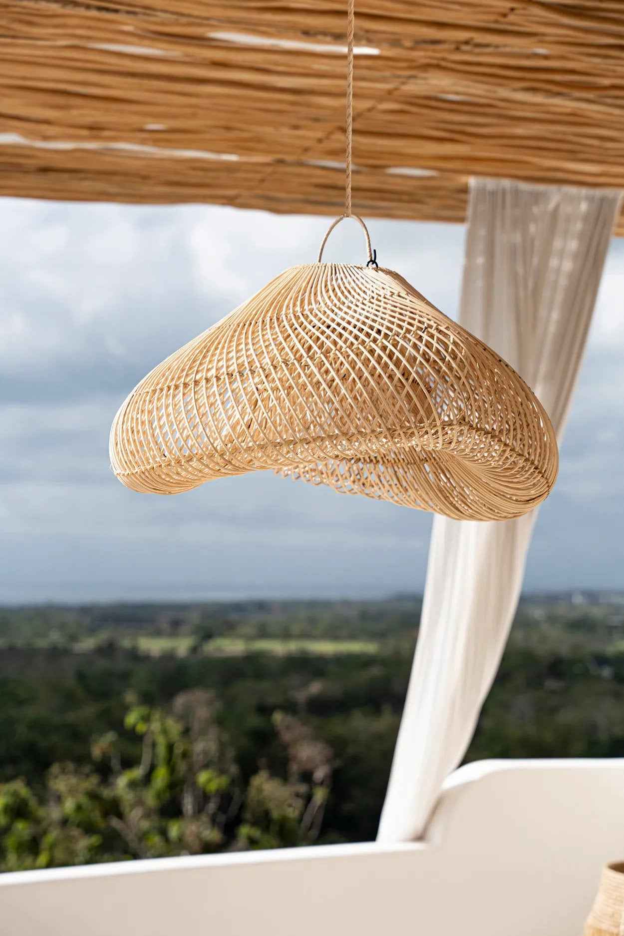 The Cloud Pendant - Natural - M - Bambuá