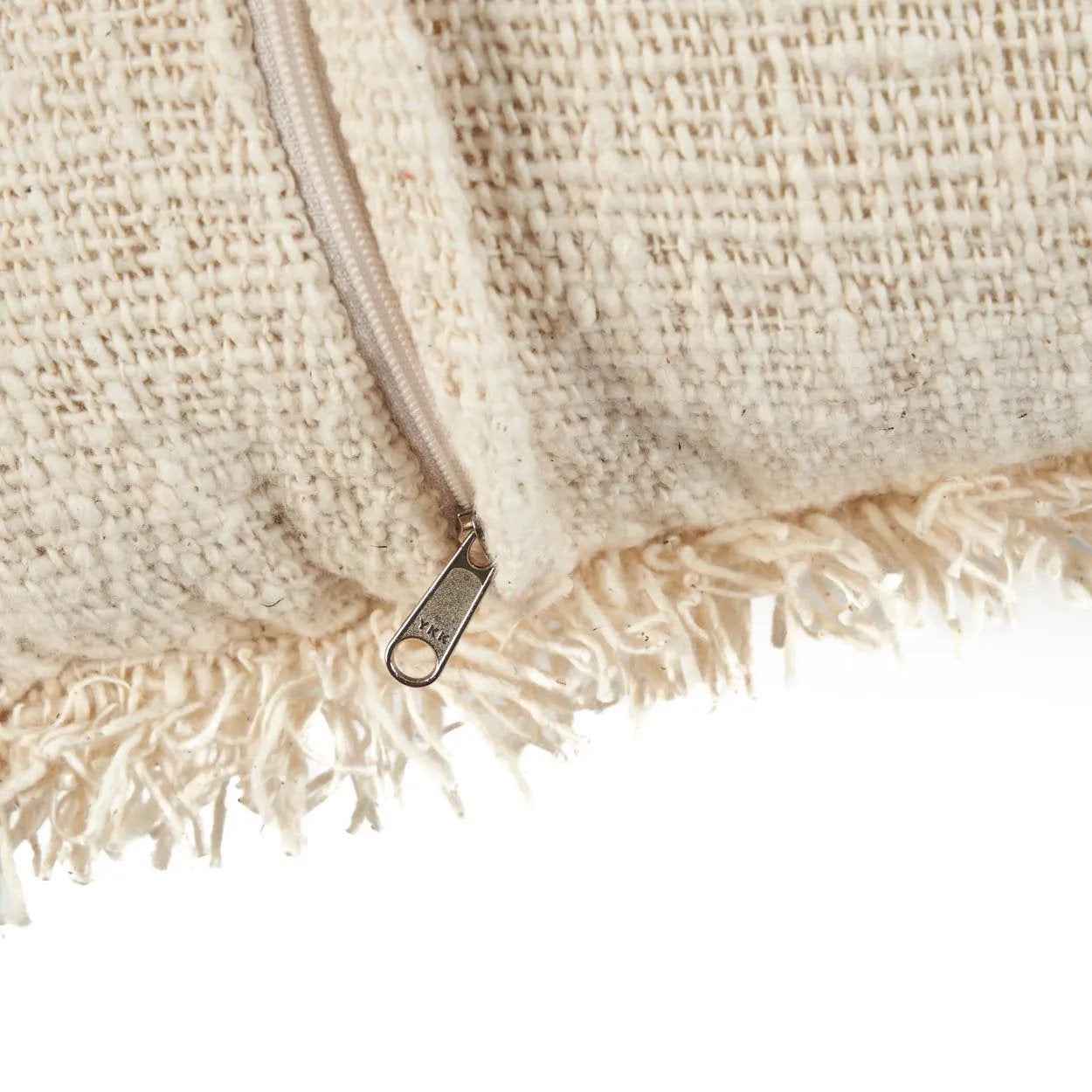 The French Kiss Cushion Cover - Natural Black - Bambuá