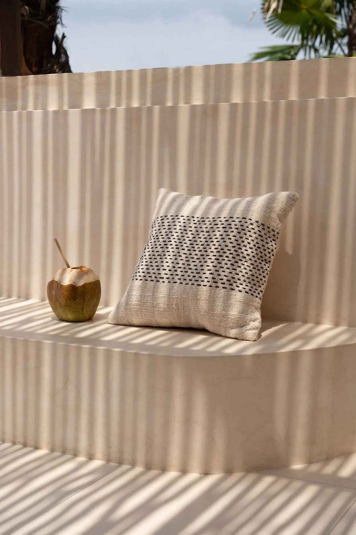 The Misty Cushion Cover - Natural Black - Bambuá