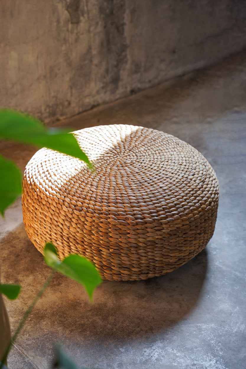 The Hyacinth Pouffe - Natural - M - Bambuá