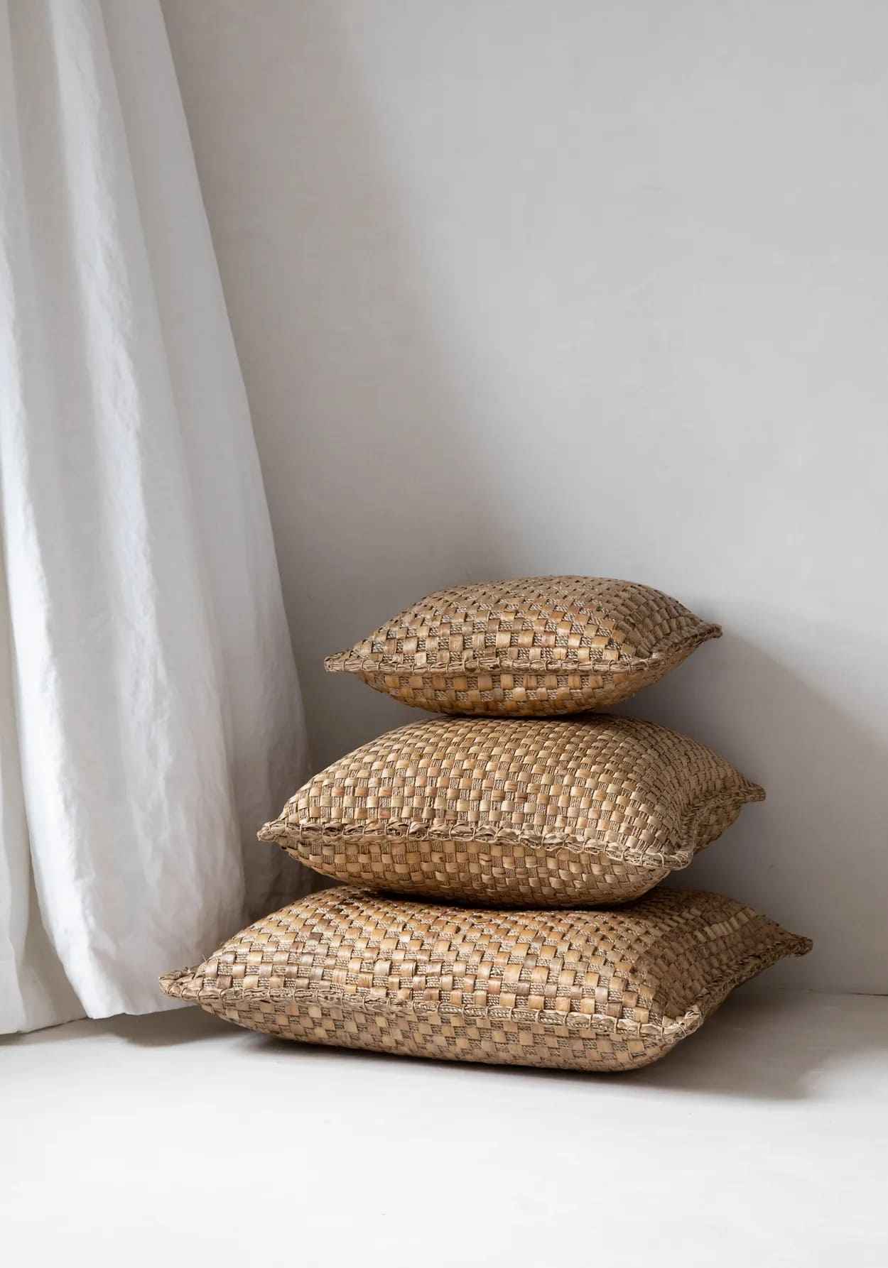 The Hyacinth Cushion - 60x60 - Bambuá
