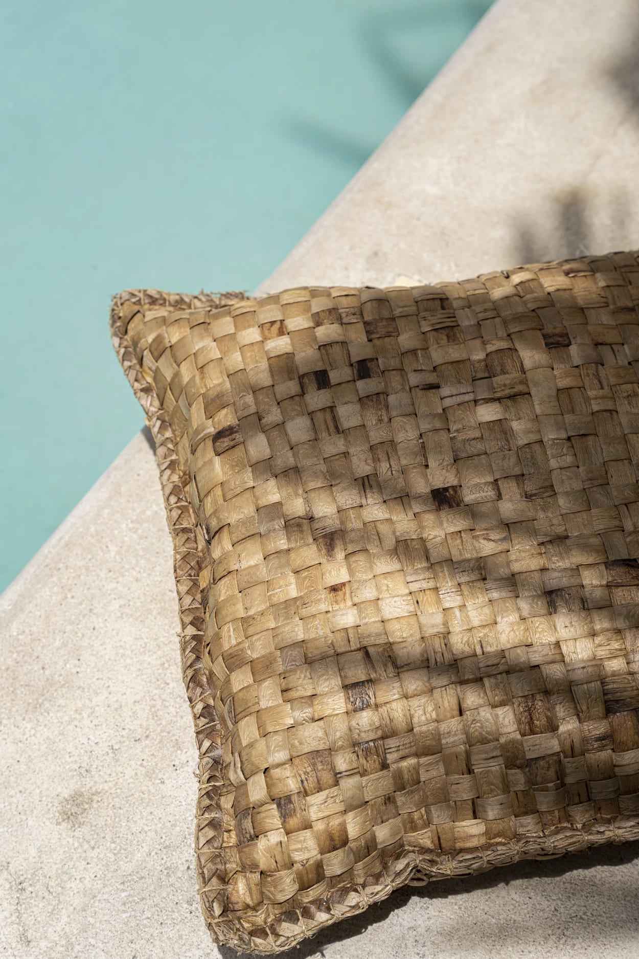 The Hyacinth Cushion - 60x60 - Bambuá