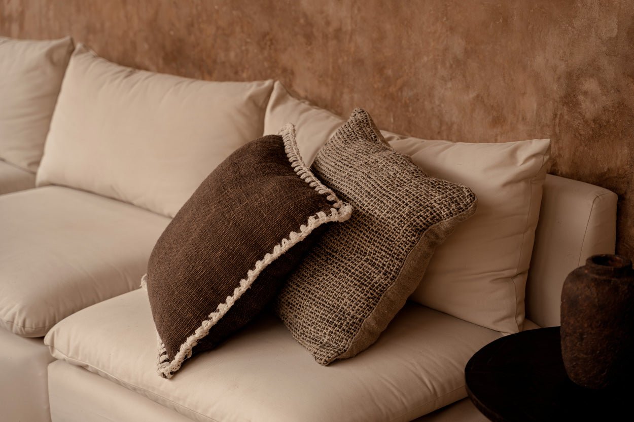 The Linen Grain Cushion Cover - Natural Black - Bambuá