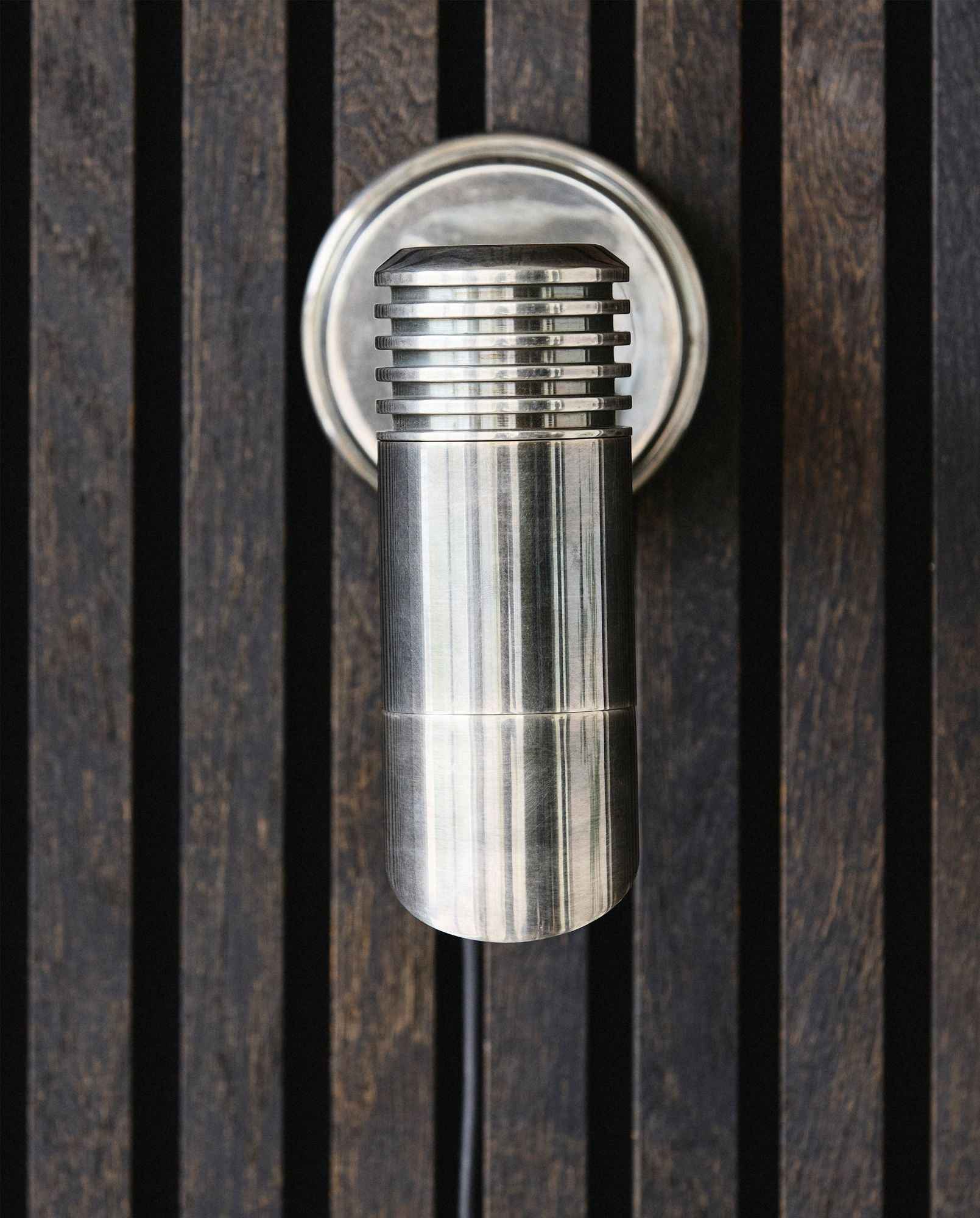 BRAGI wall lamp, outdoor - chrome - Bambuá
