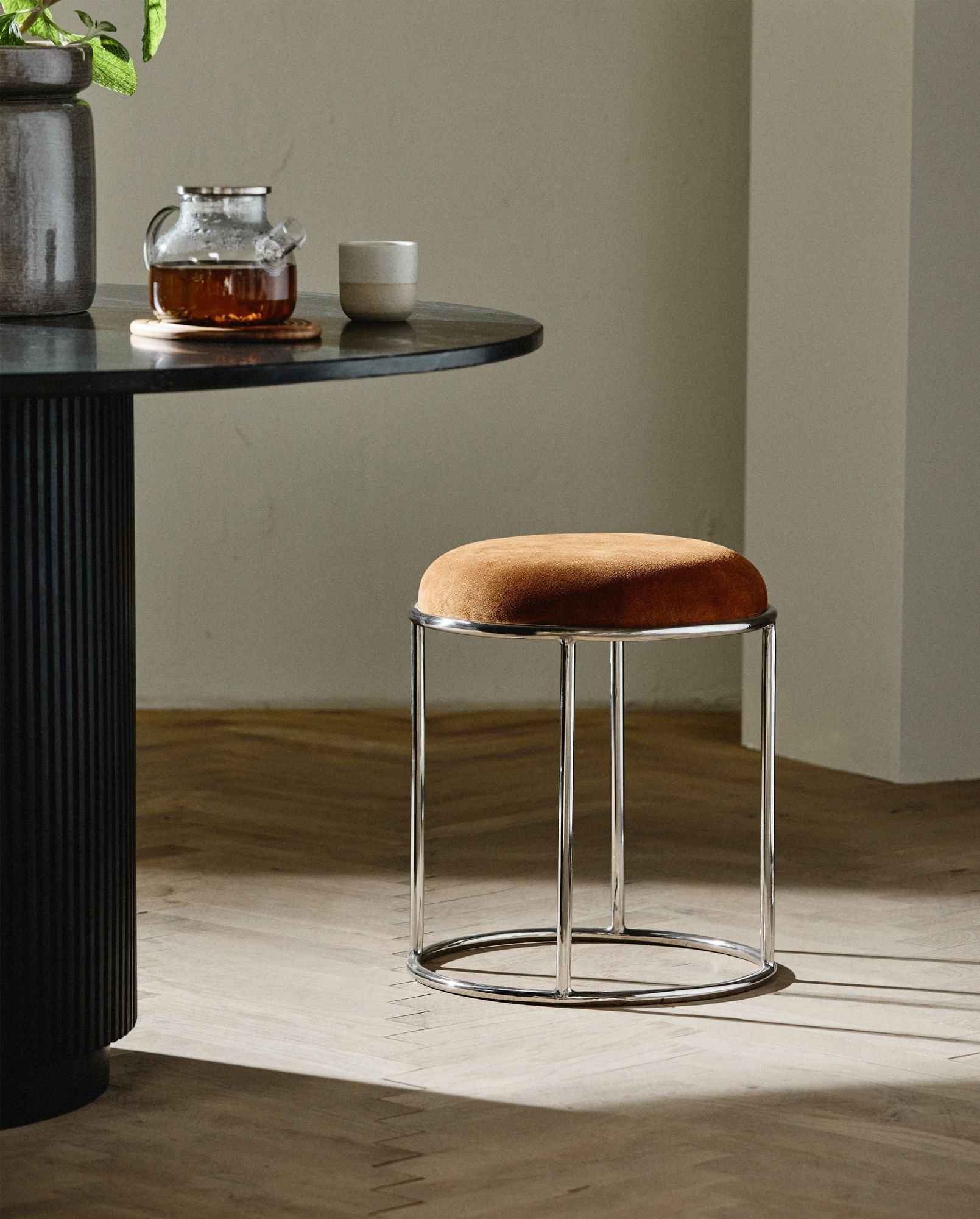 Nordal Komati Brown Leather Stool | Slim Steel Frame