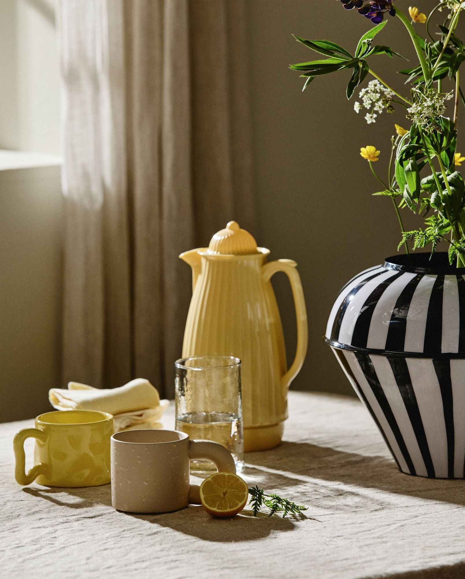 CARVI Thermos Jug - yellow