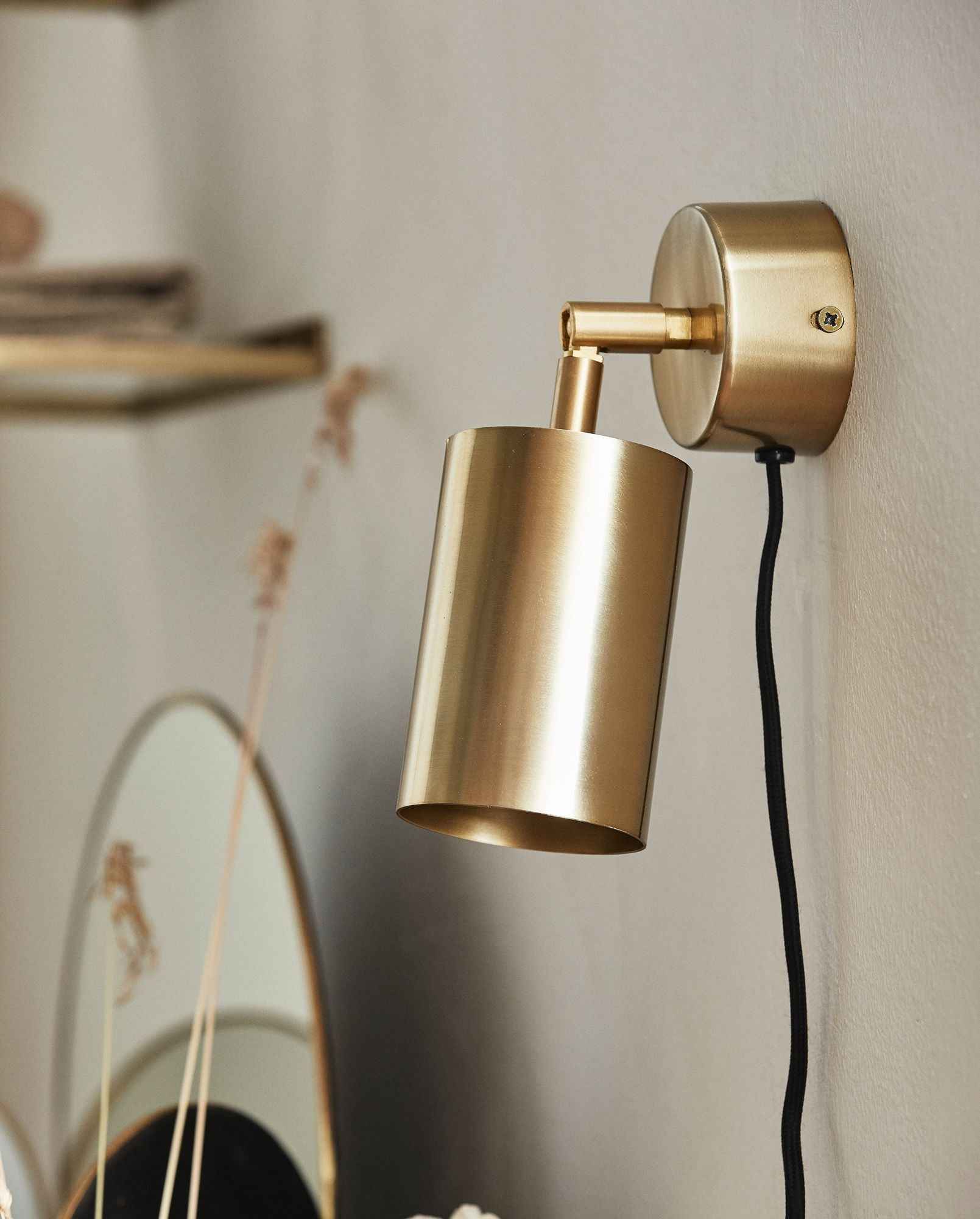 MAIA wall lamp/spot light - golden finish - Bambuá