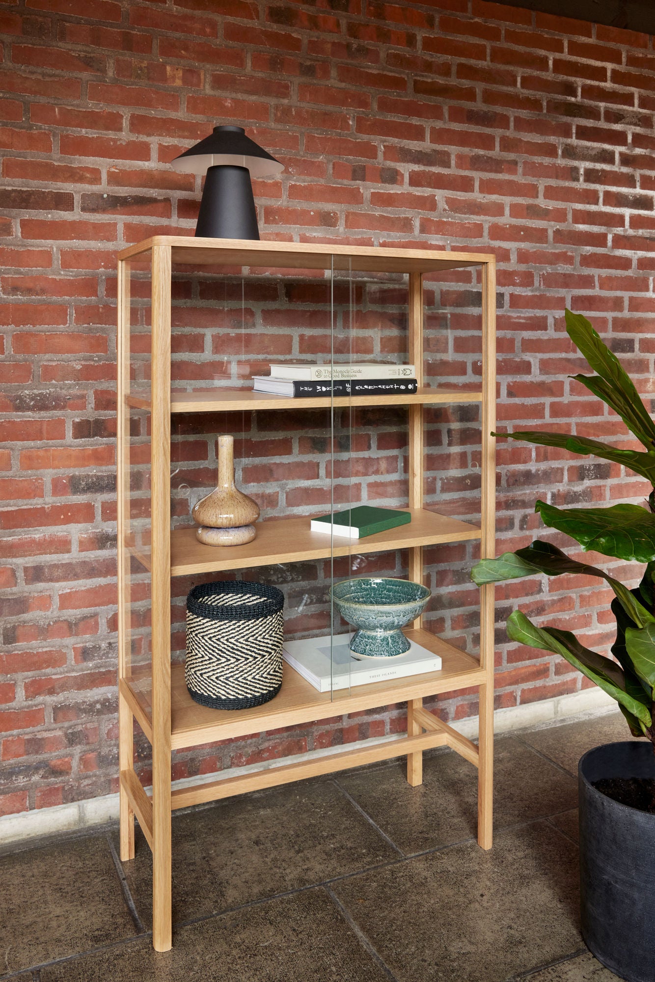 Chipper Table Lamp Black - Bambuá