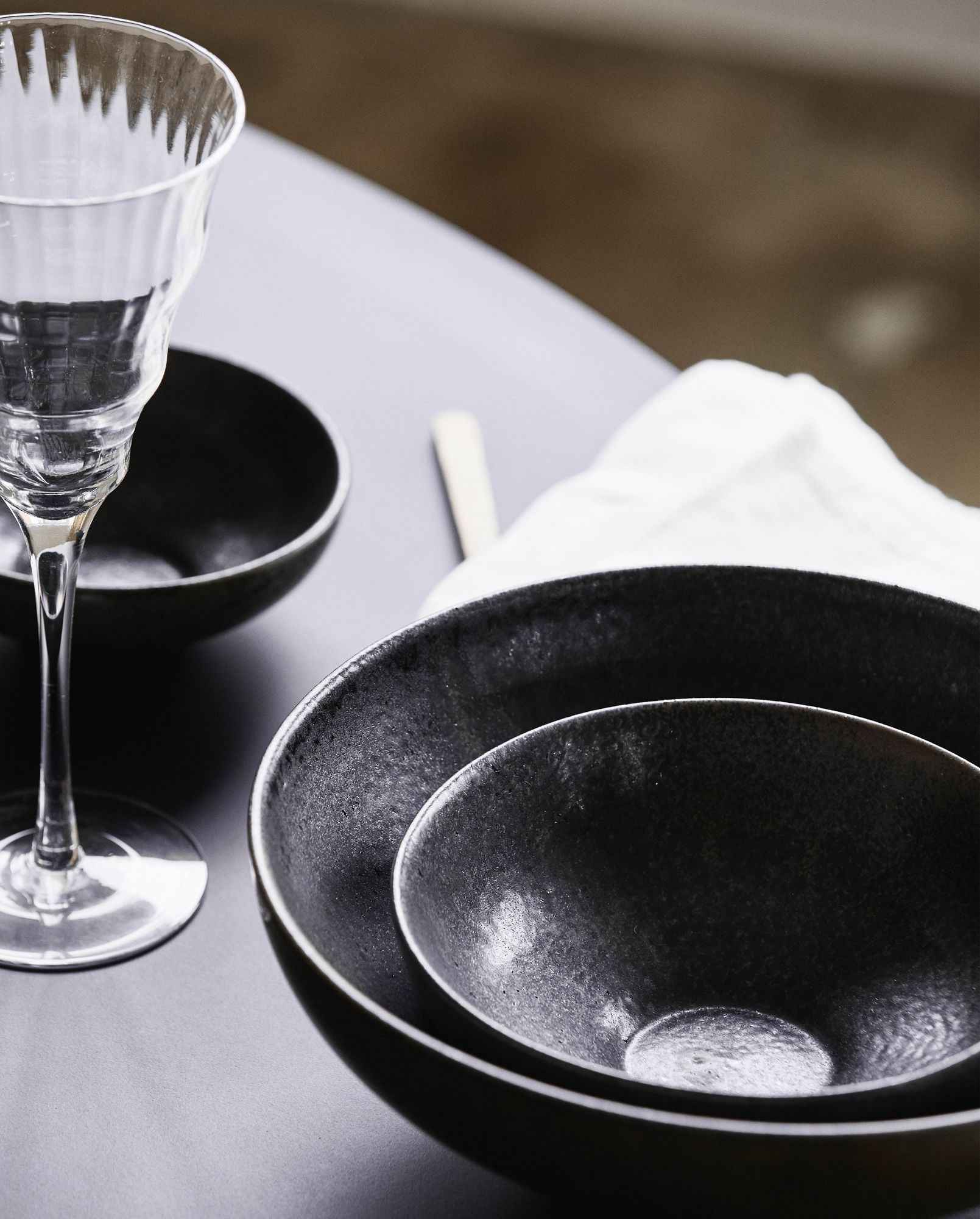 INEZ bowl, M - black