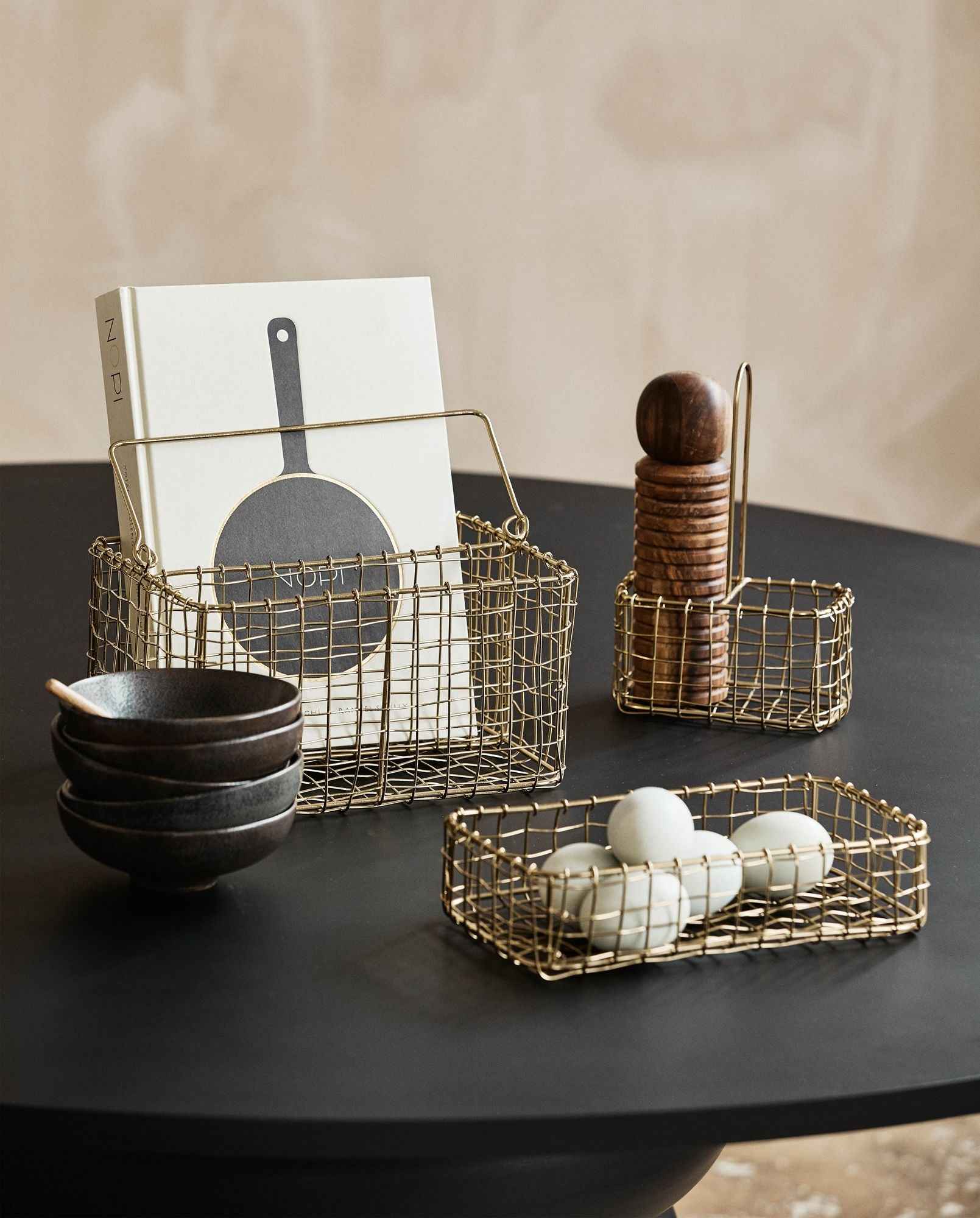 NAVITI storage w. handle, S - golden finish - Bambuá
