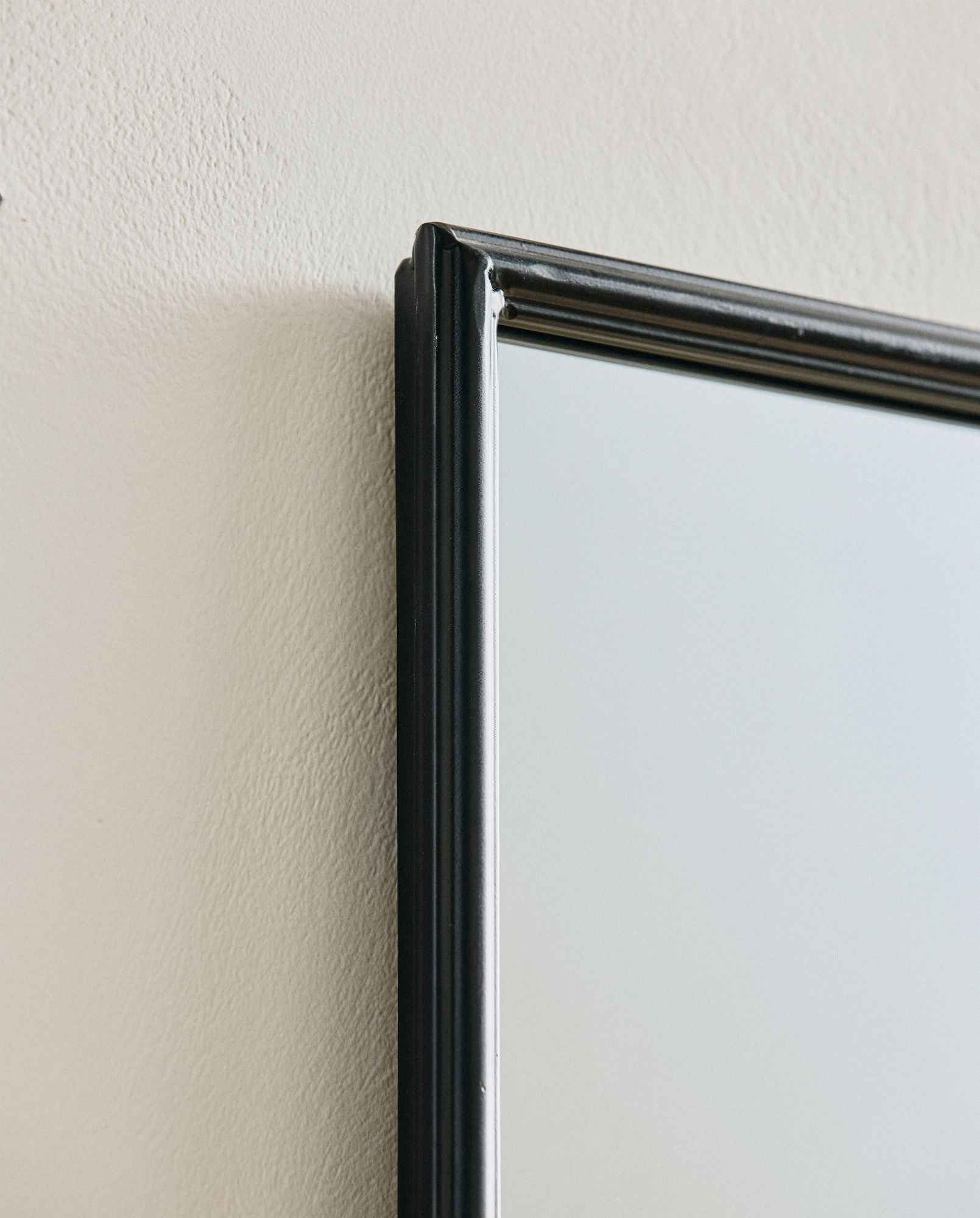 DOWNTOWN mirror, L - black