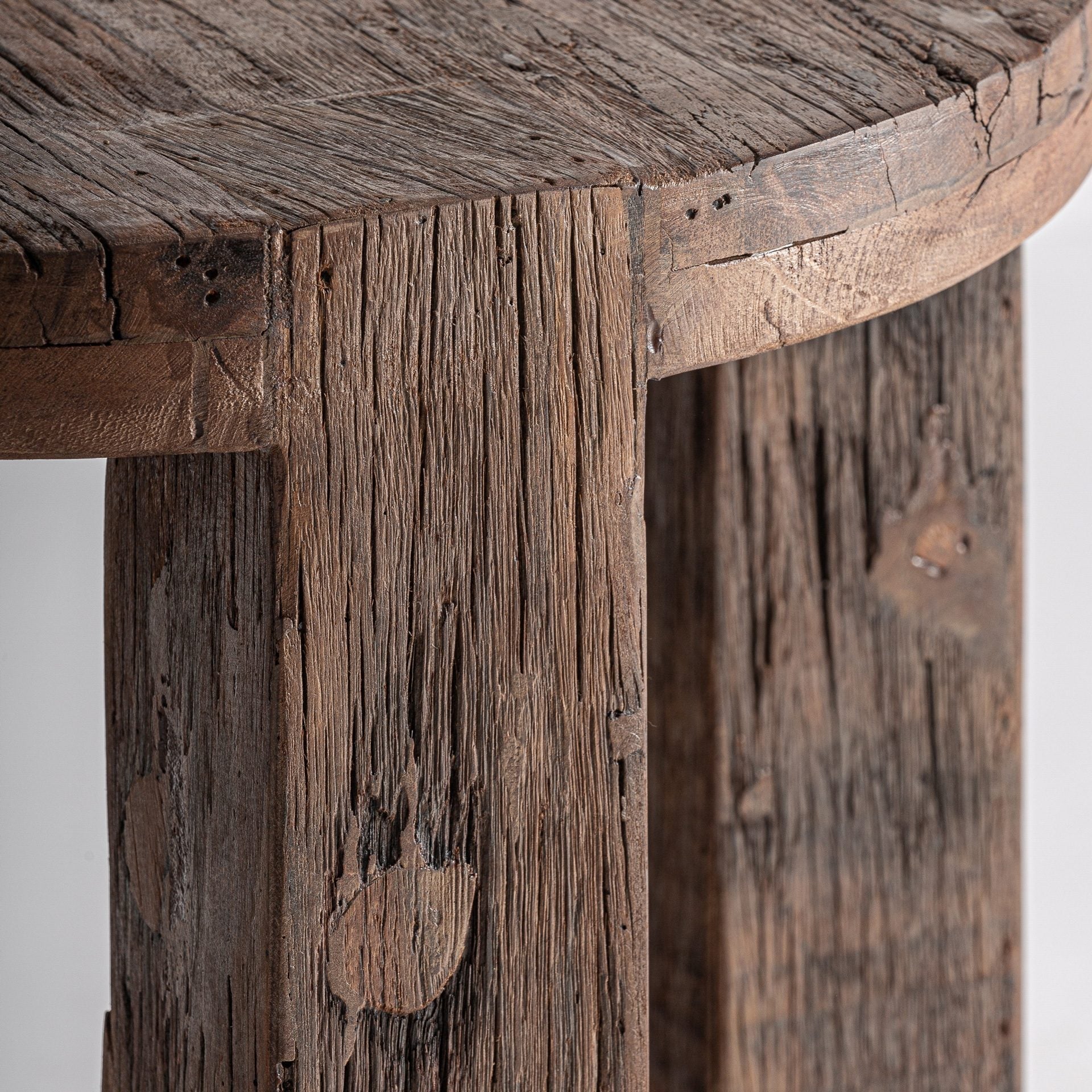 Losse Side Table
