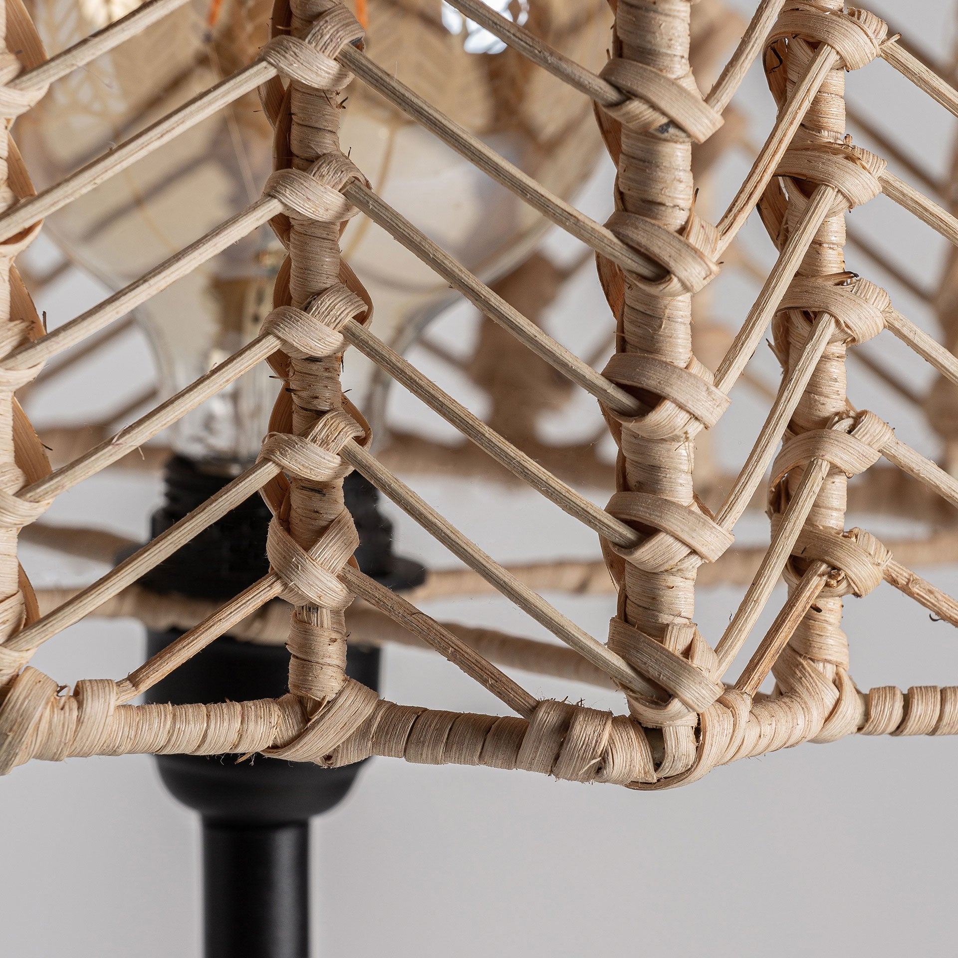 Plissé Rattan Floor Lamp