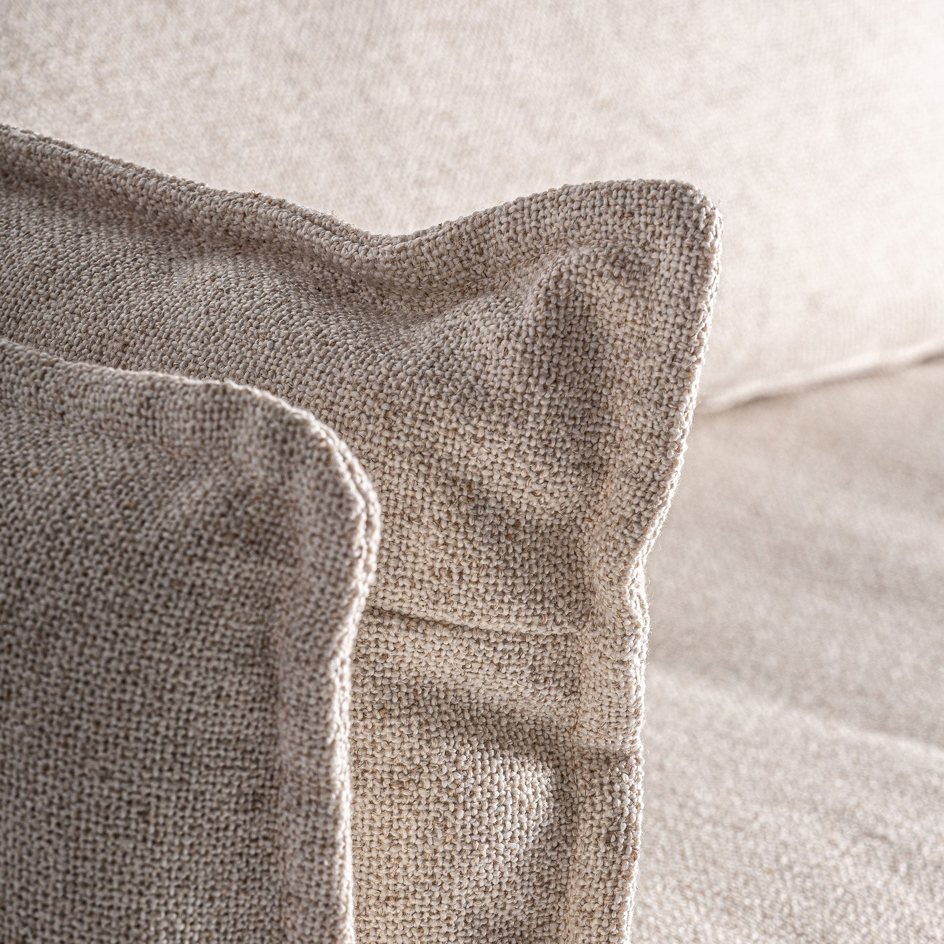 Selmes Sofa