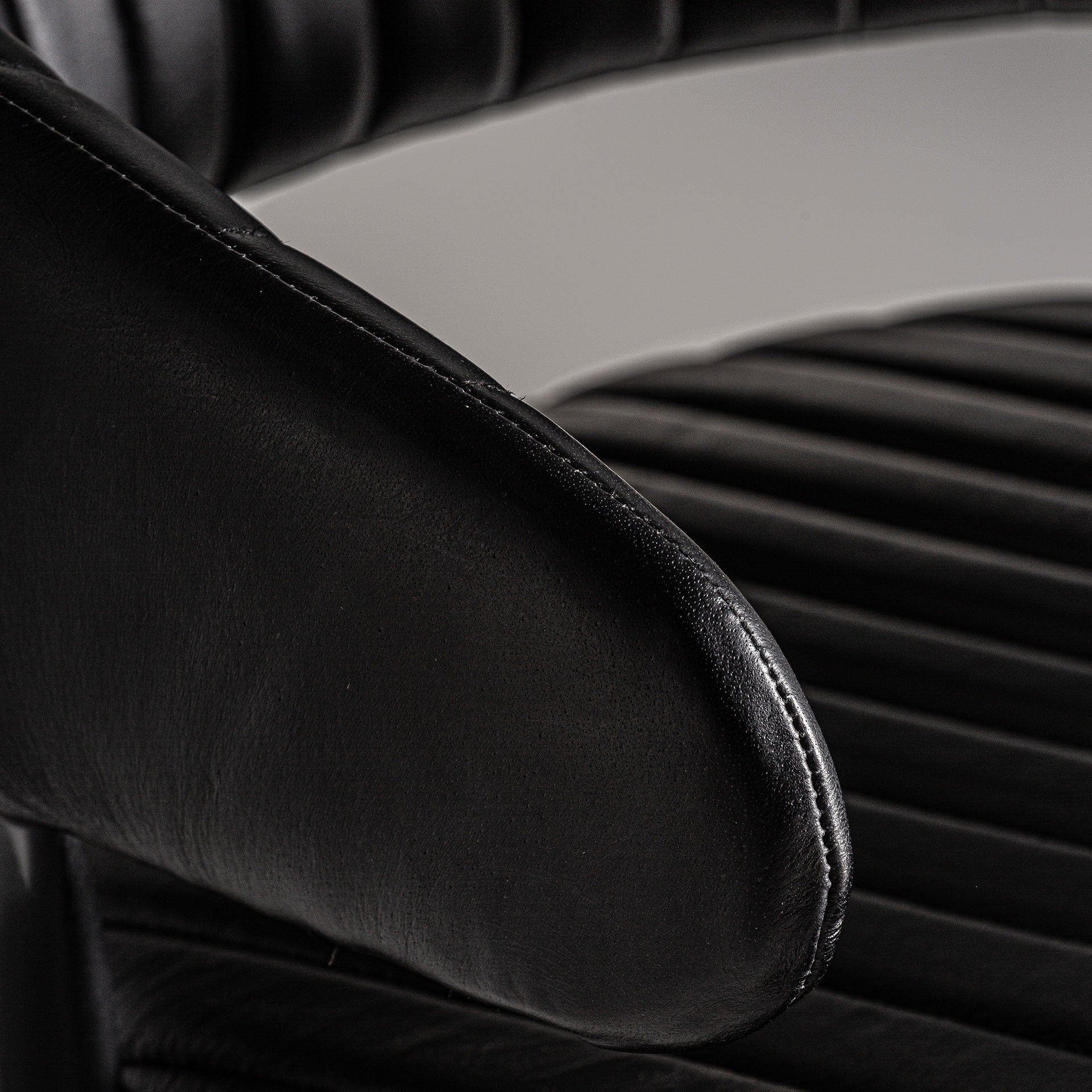 Jarpen Chair