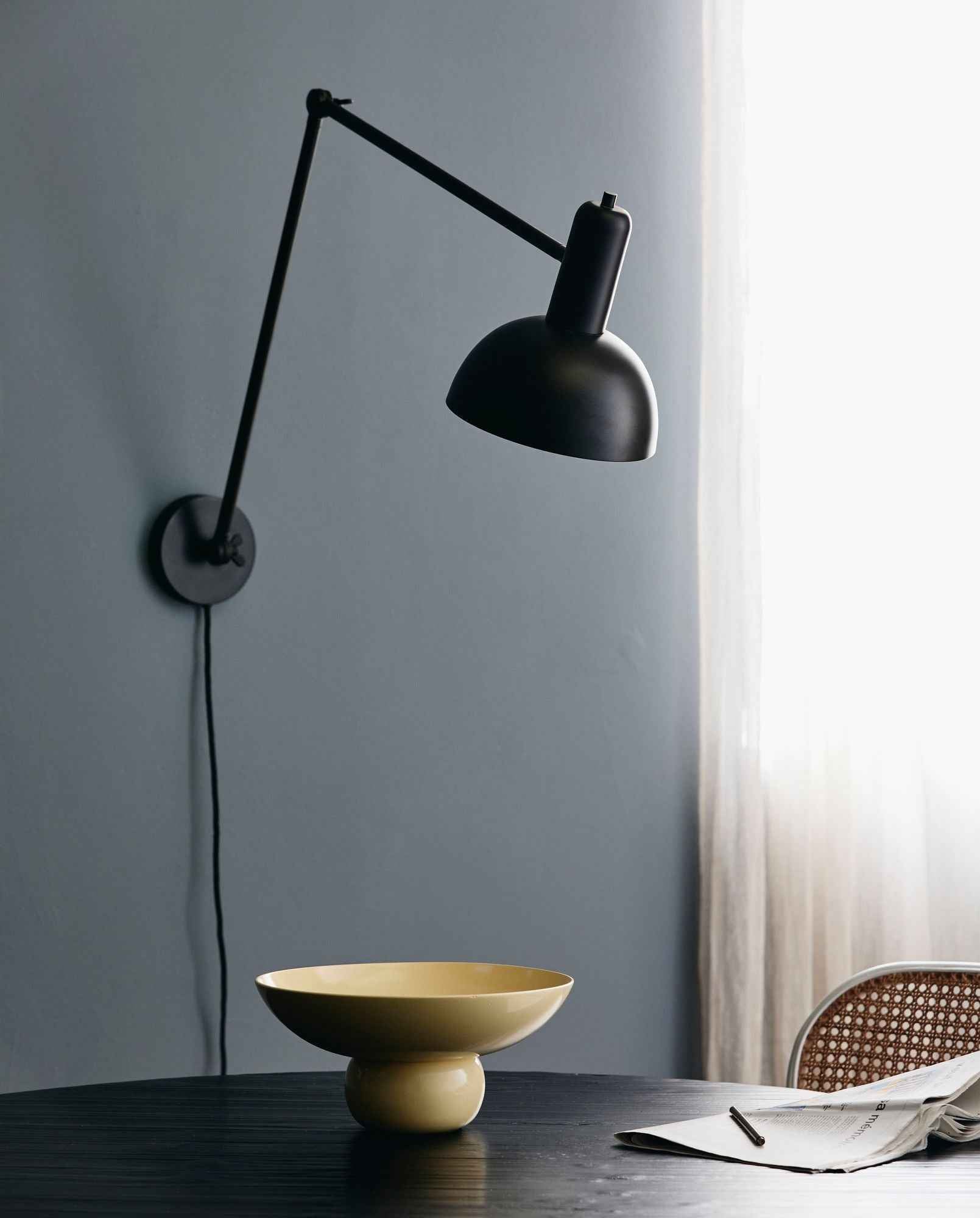 FREYA wall lamp - black