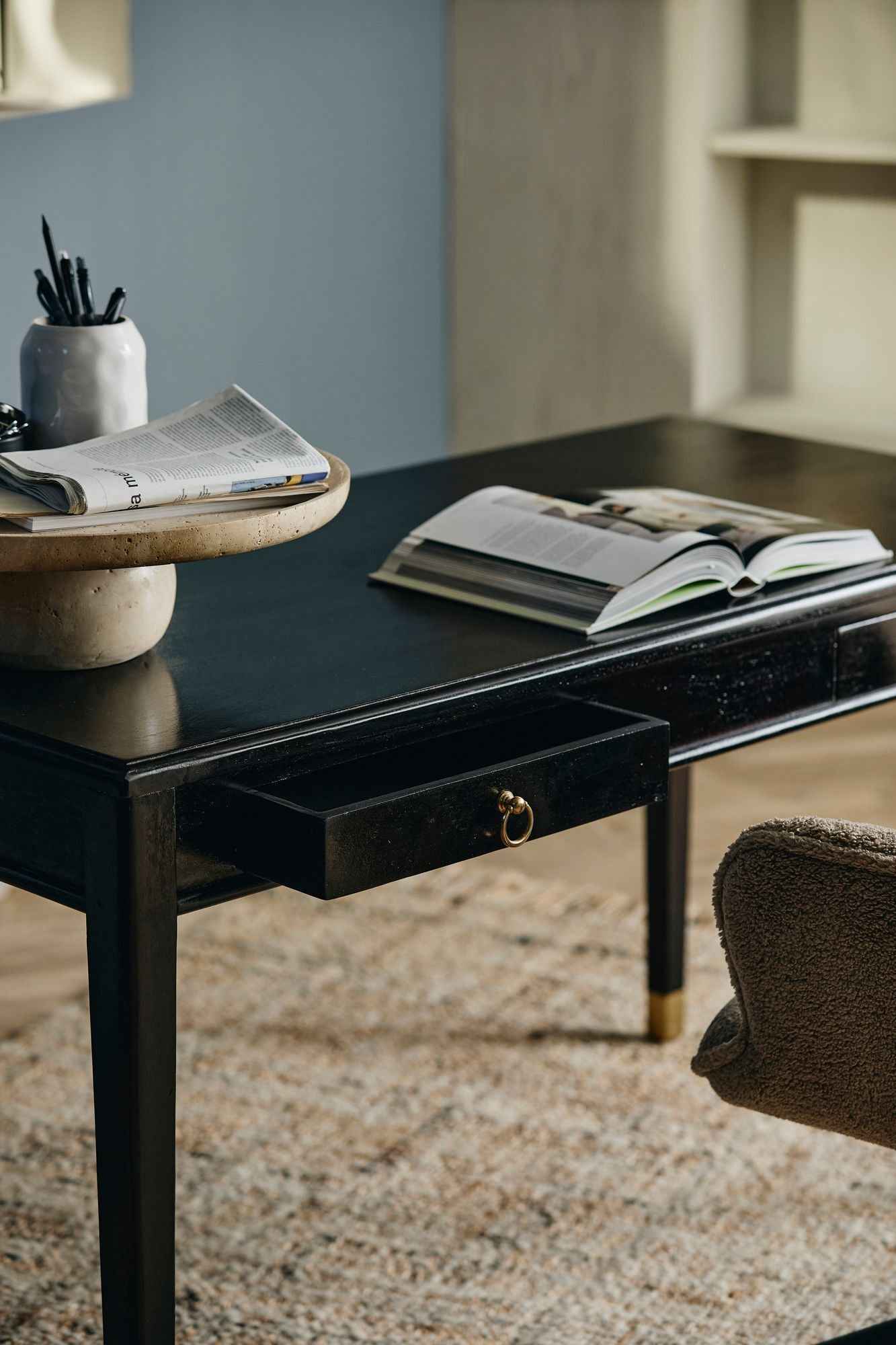 EMS desk w/2 drawers, S - black - Bambuá