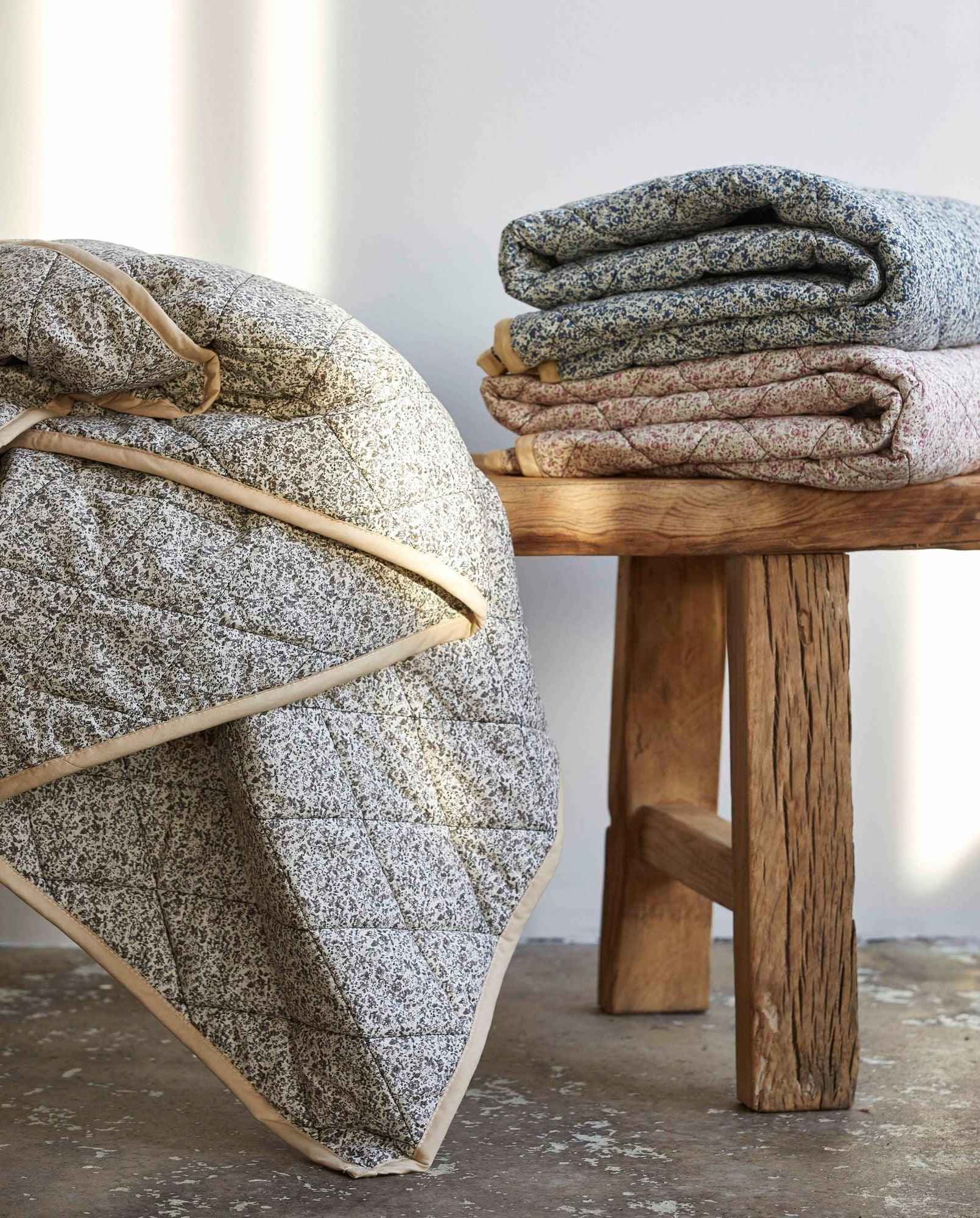 AGENA quilt, rose multi col.