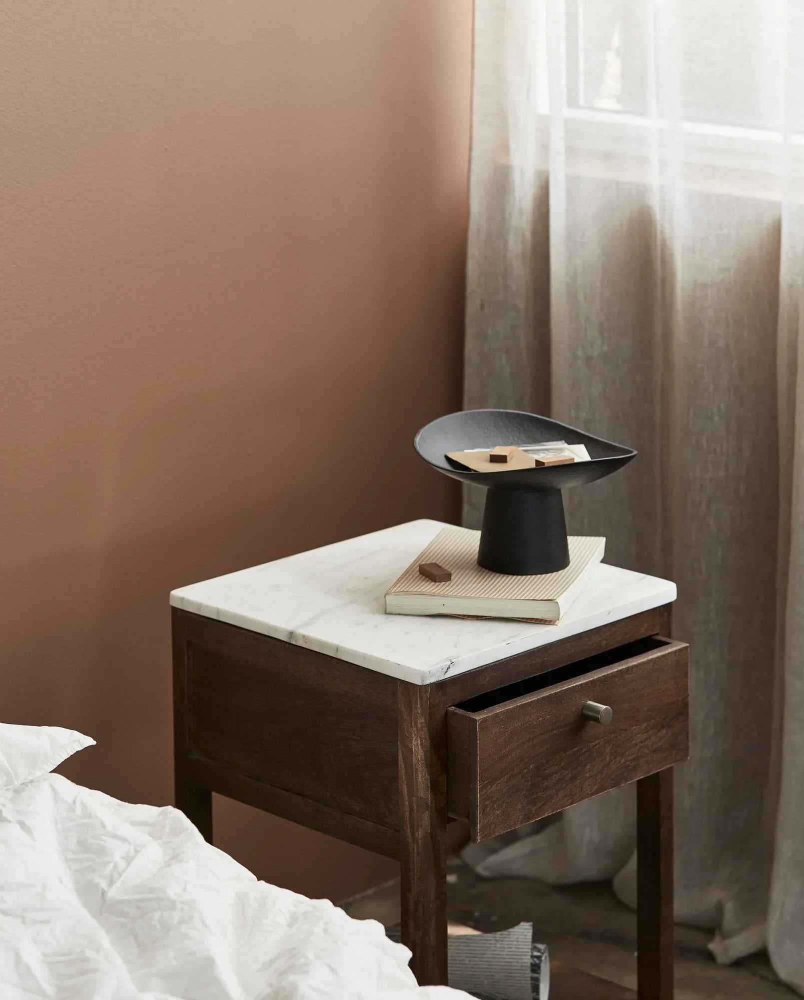 BILLE night stand - wood/marble - Bambuá