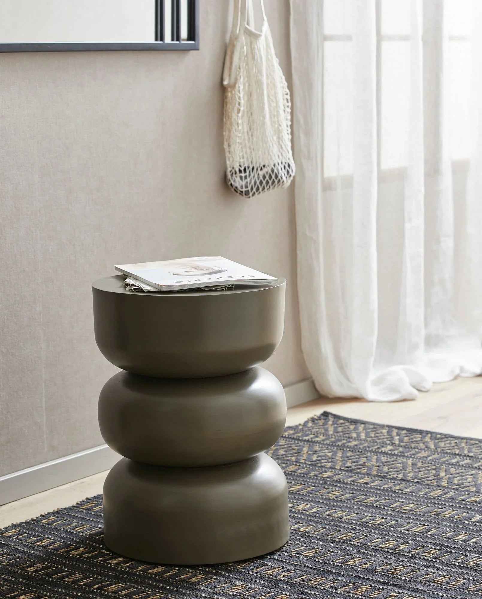 ALMA side table - dark green - Bambuá