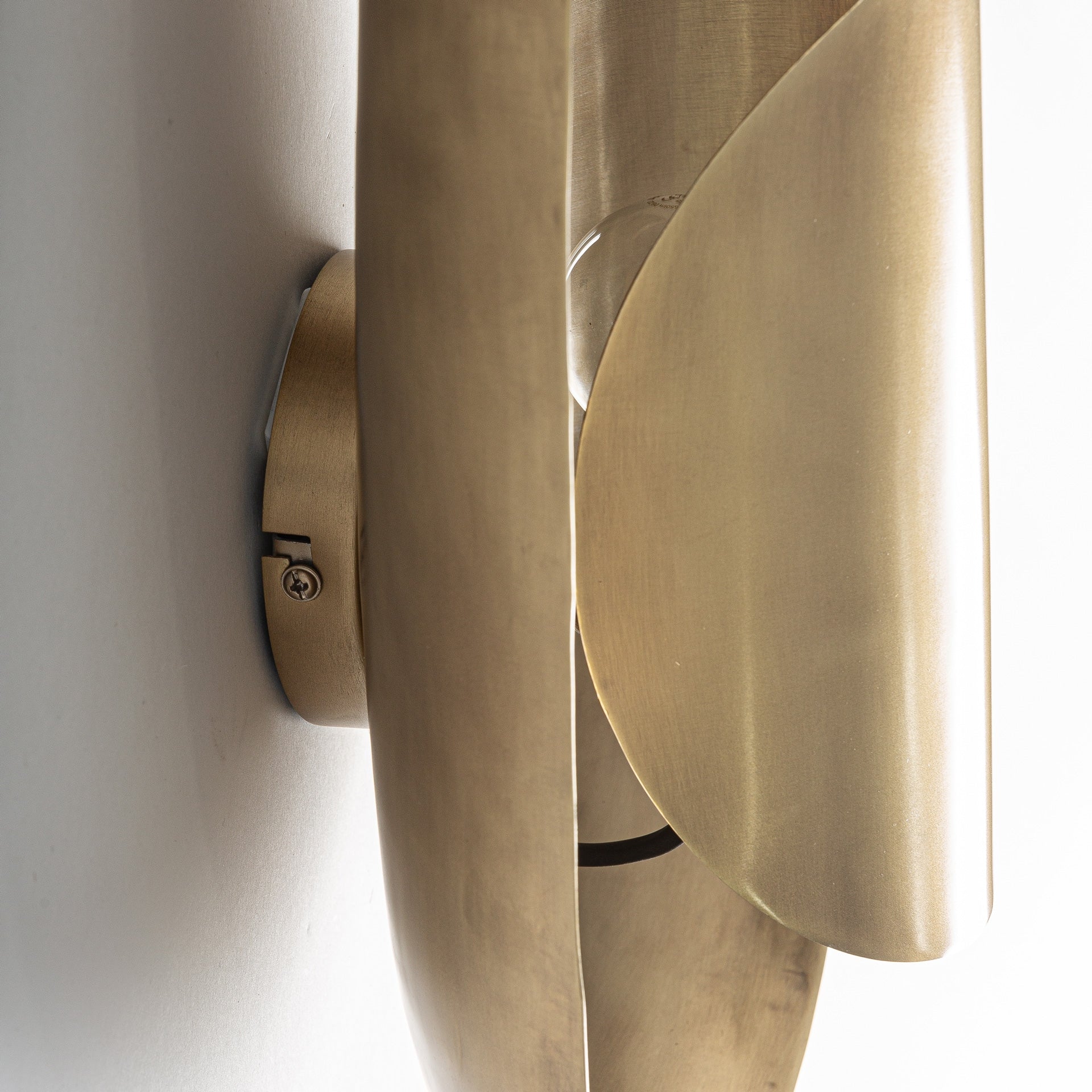 Fatlem Wall Lamp