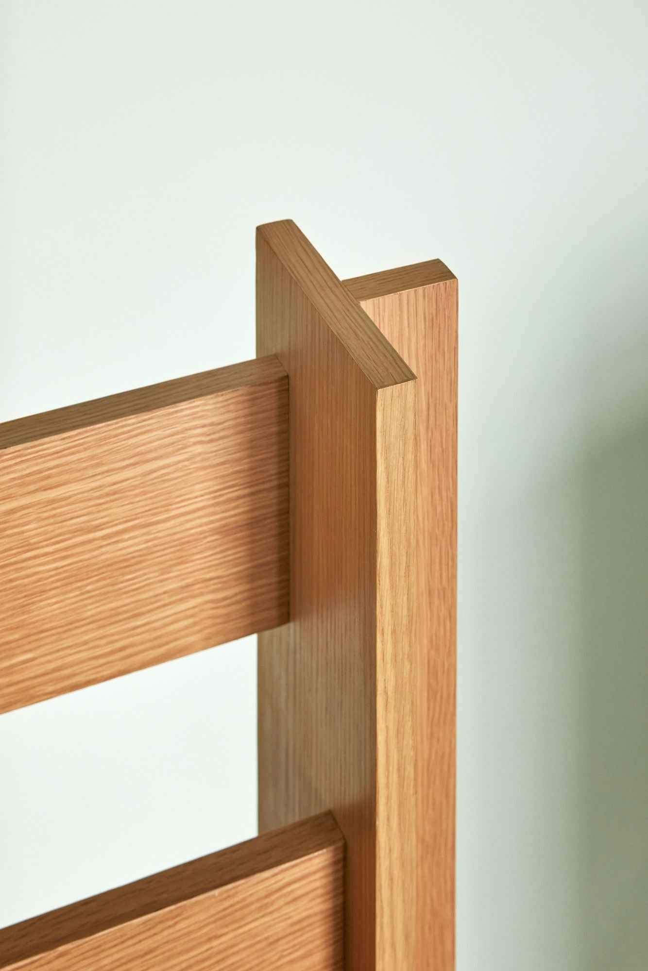 Forma Magazine Holder/Partition Natural