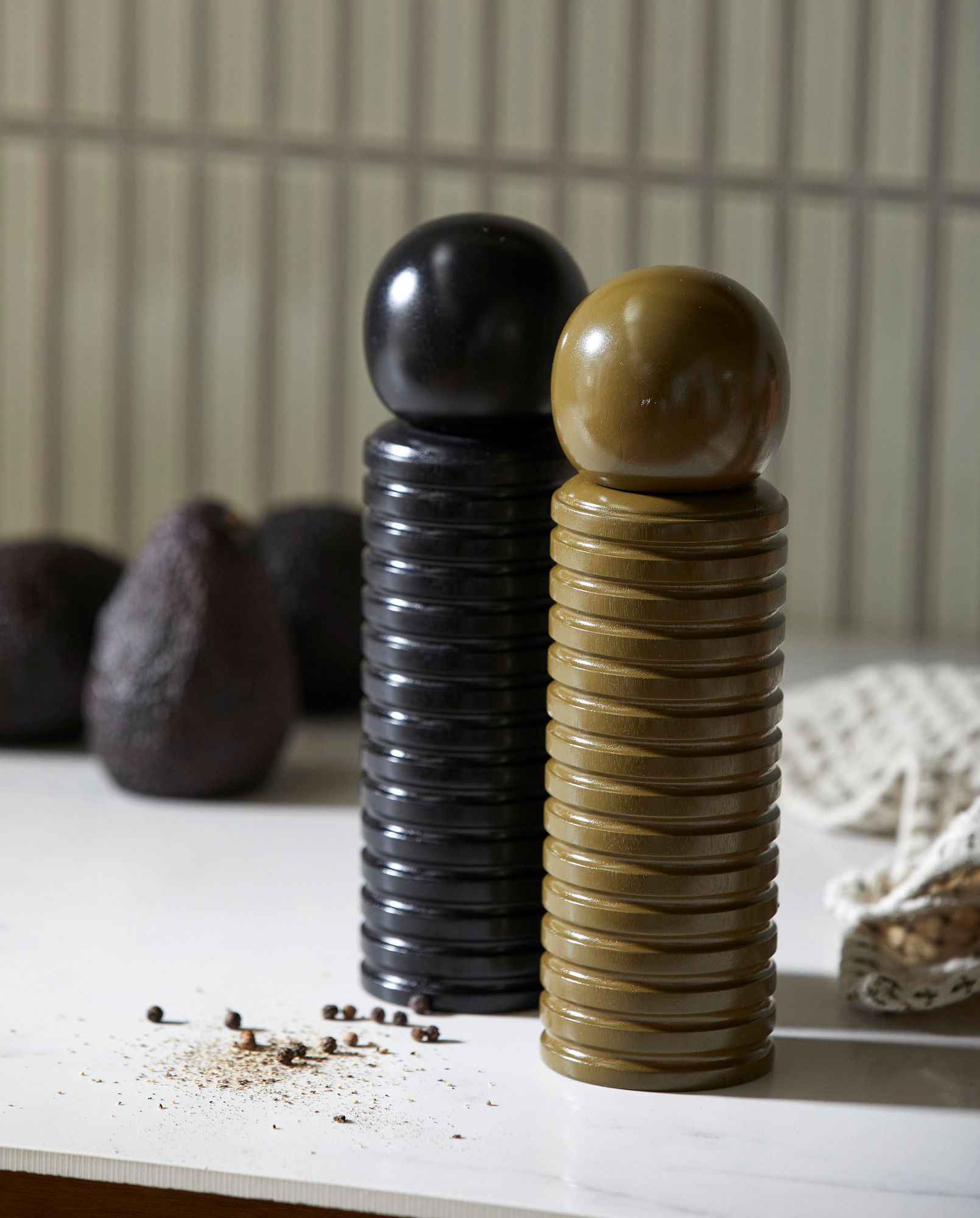 RAS grinder, acacia wood - black - Bambuá