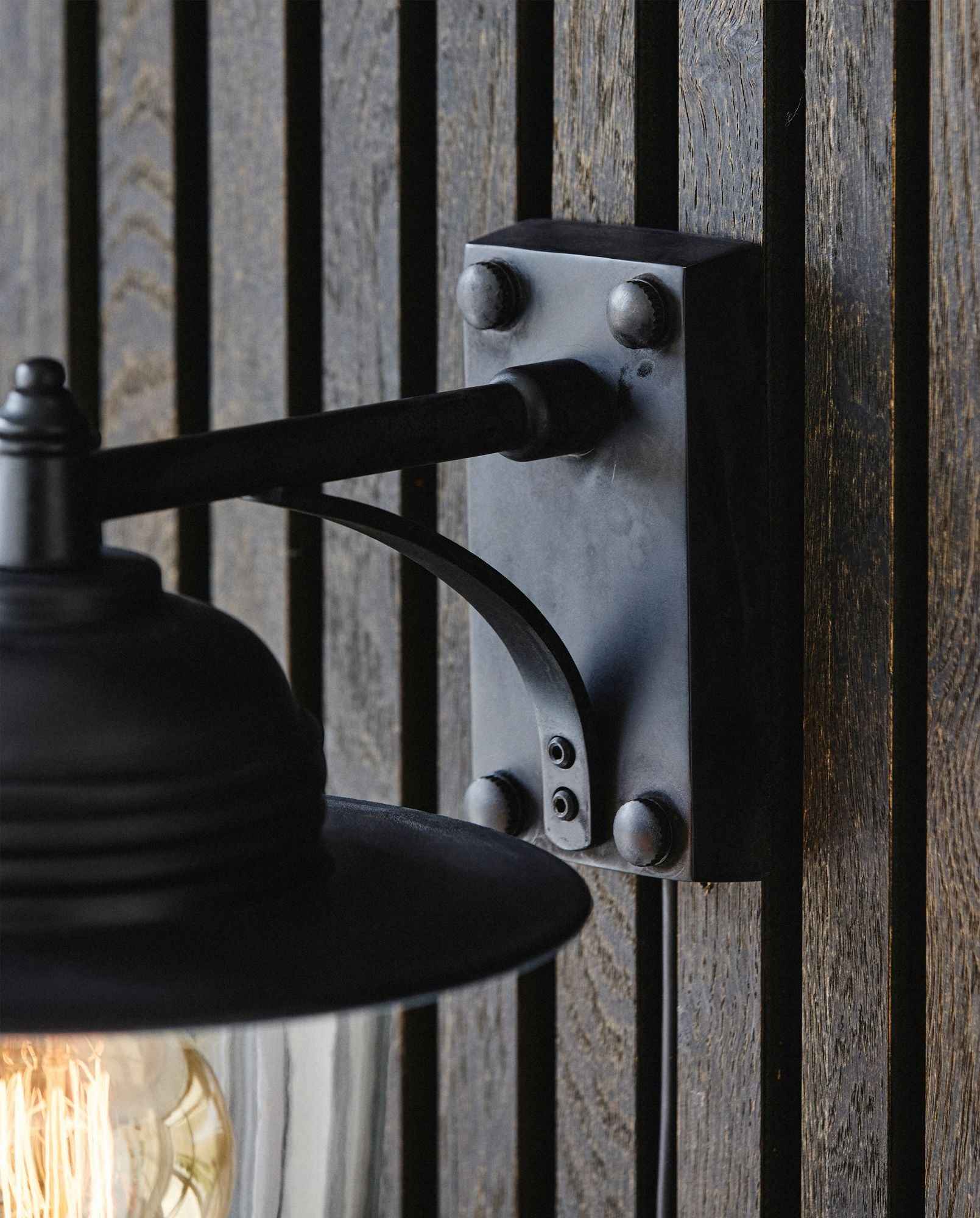 Outdoor lamp for wall - black finish