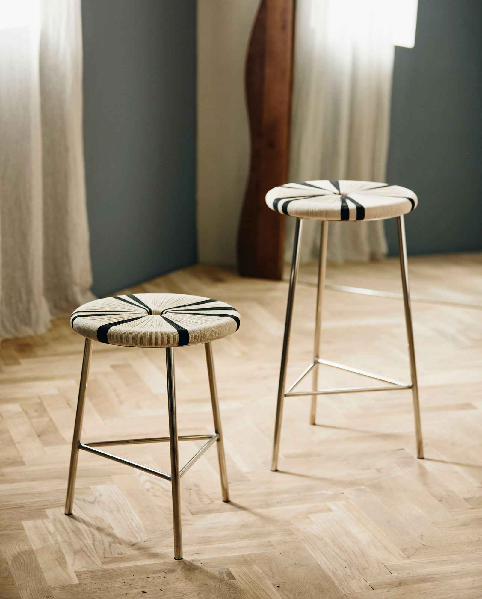 MORICE stool, low - black/ivory - Bambuá