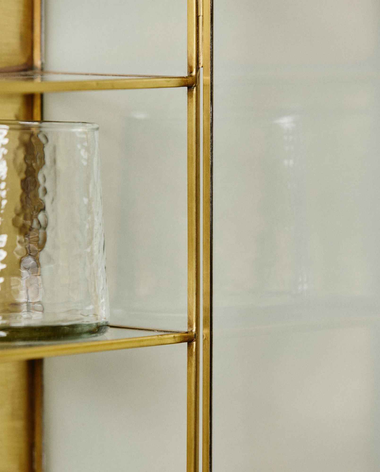 ADA Wall Cabinet M - Bambuá