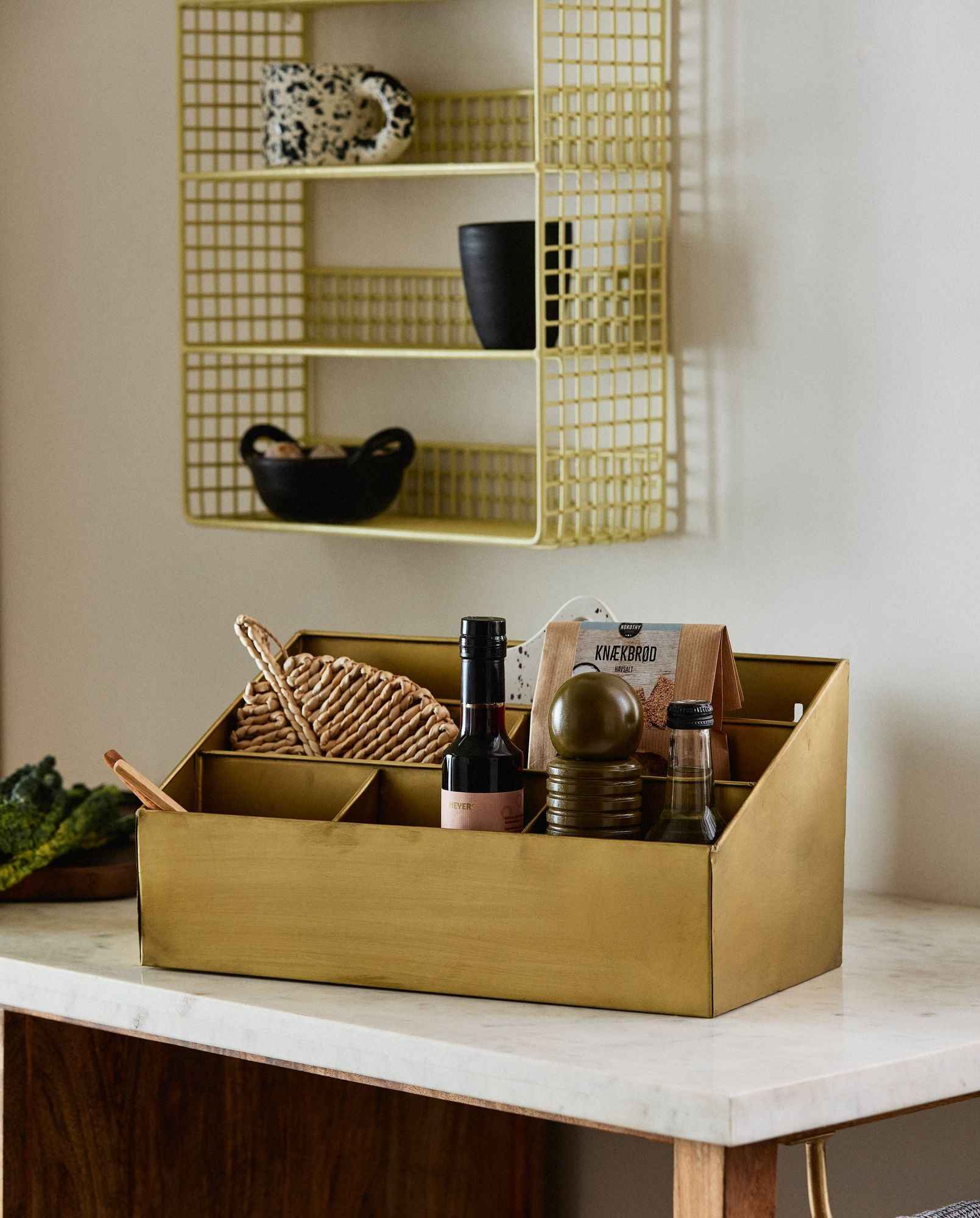 ADASI storage, 6 rooms - golden finish - Bambuá